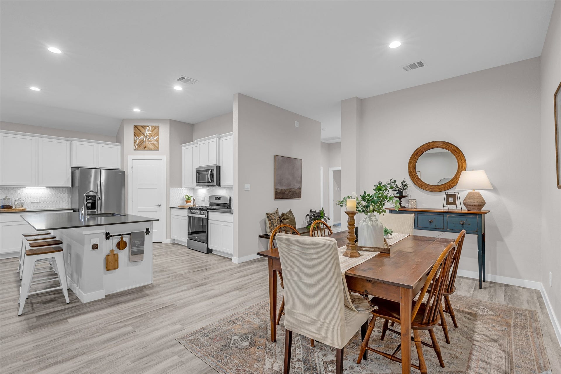 1569 Oakdale Crest Drive, Montgomery, TX 77316 1569 Oakdale Crest Drive, Montgomery, TX 77316