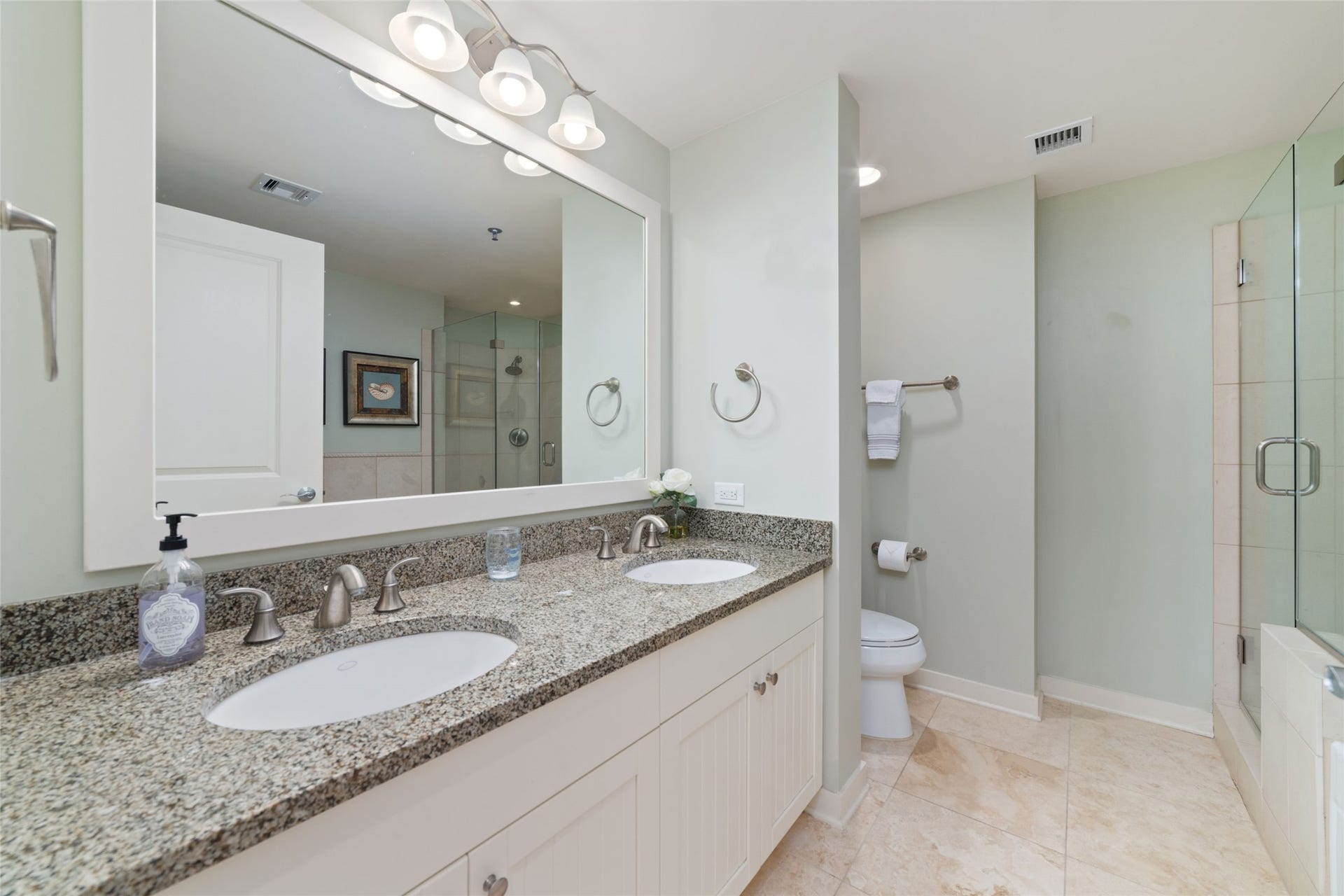 801 E Beach Drive, #TW1004, Galveston, TX 77550