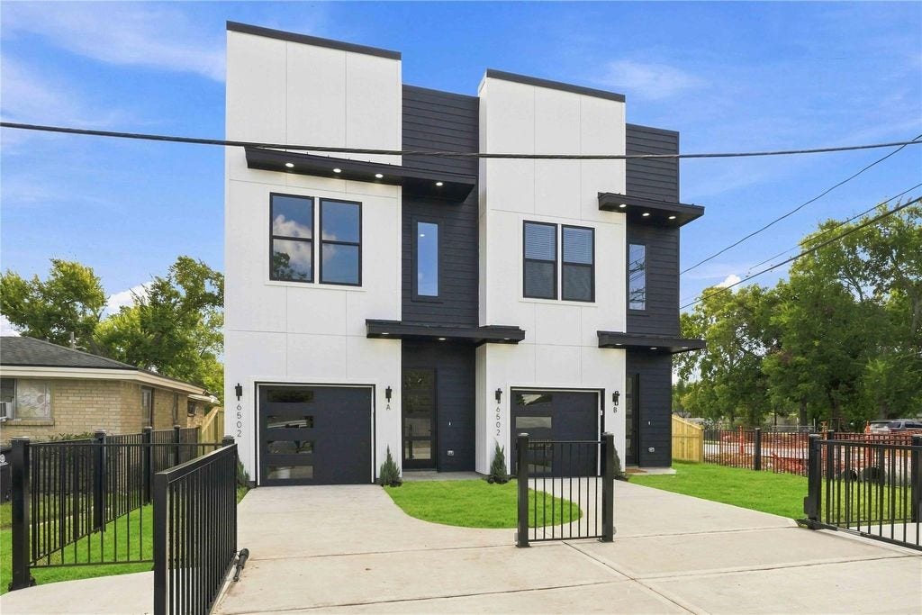 Brand New Gated Duplex