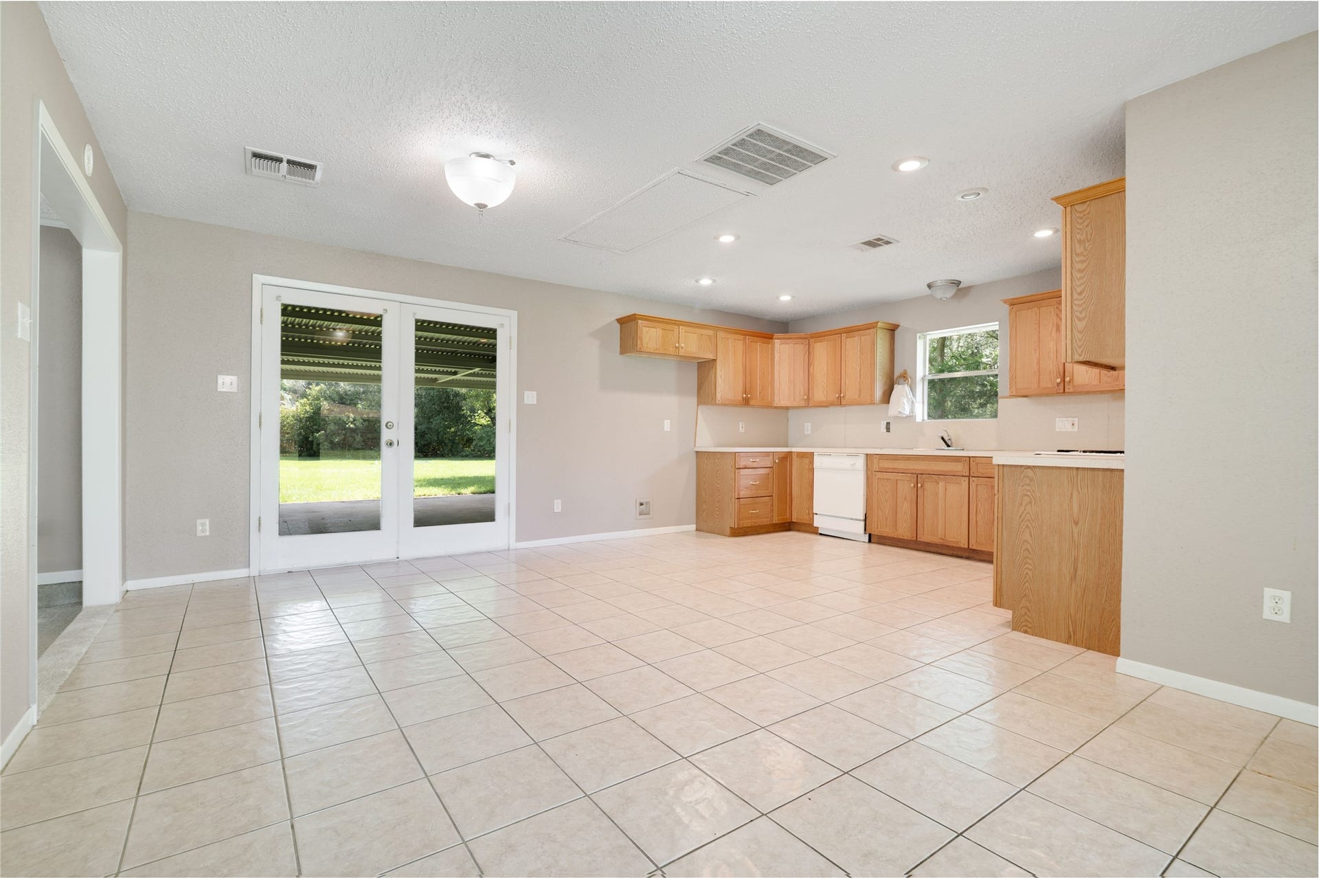 2808 Morenci Street, Pearland, TX 77584 2808 Morenci Street, Pearland, TX 77584