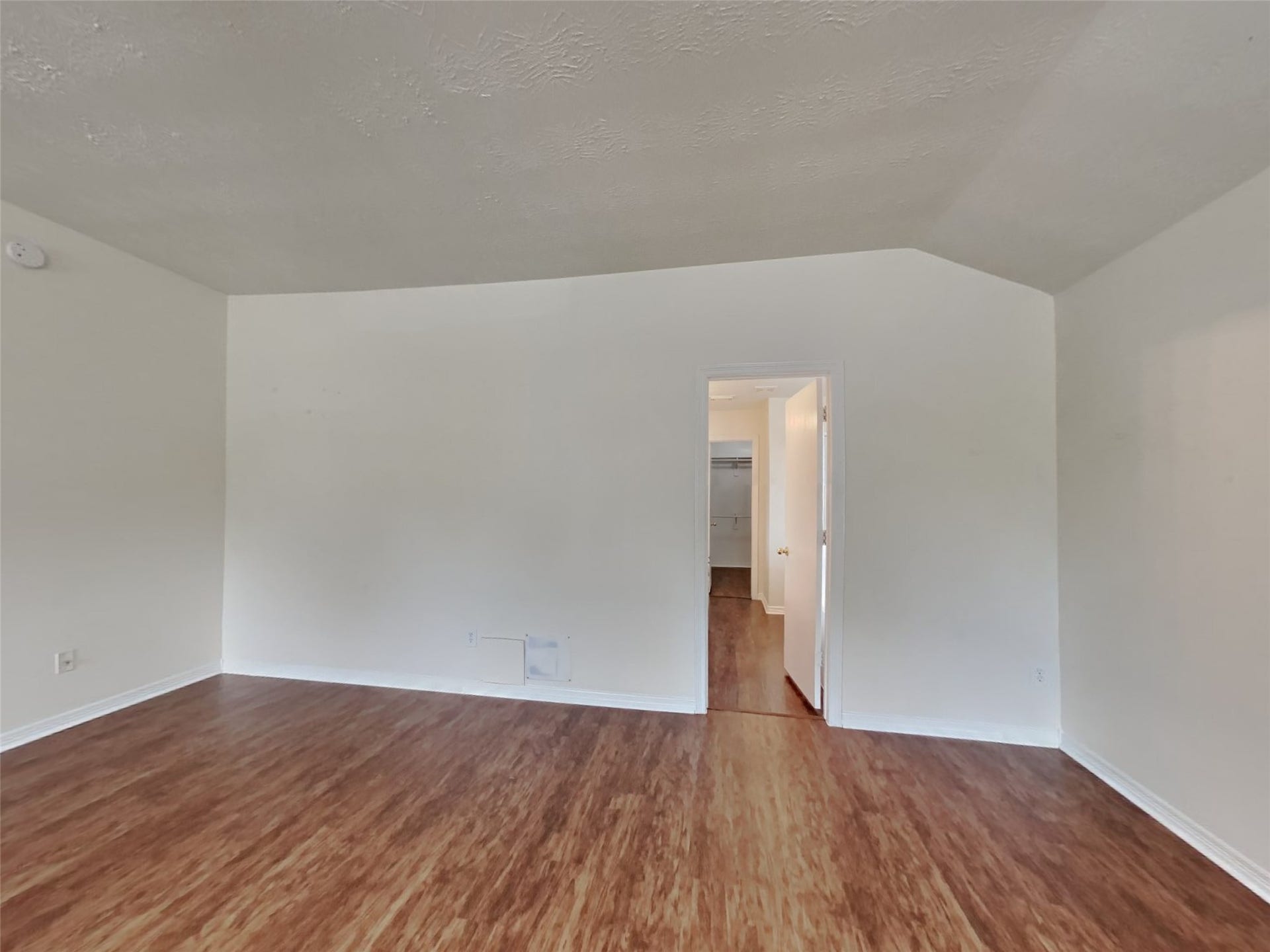 5043 Willow Point Drive, Conroe, TX 77303 5043 Willow Point Drive, Conroe, TX 77303