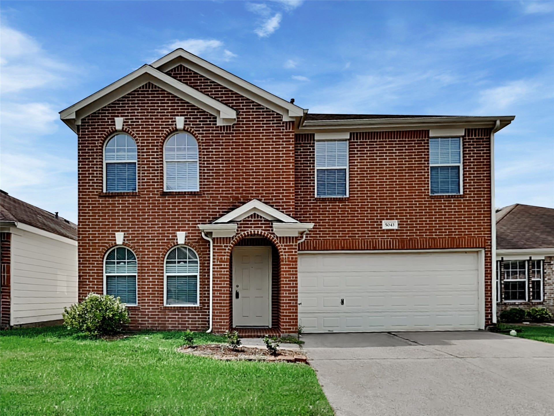 5043 Willow Point Drive, Conroe, TX 77303 5043 Willow Point Drive, Conroe, TX 77303