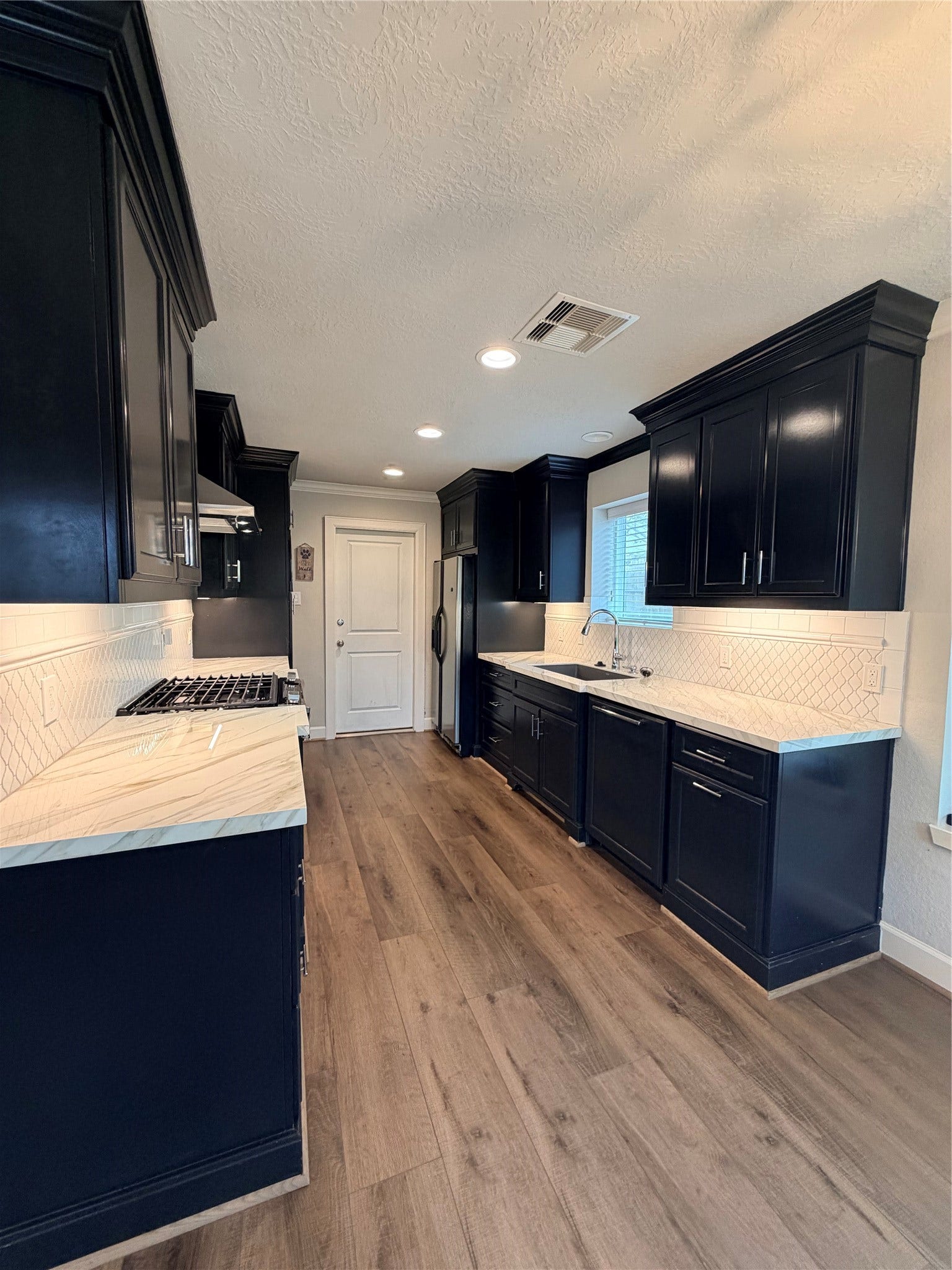 2506 Northern Drive, League City, TX 77573 Galley Kitchen