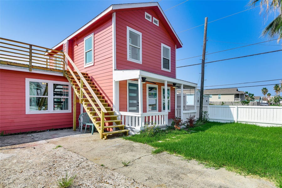 Property photo for 5827 Avenue R, Galveston, TX