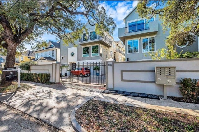 3011 Houston Avenue, #B, Houston, TX 77009 3011 Houston Avenue, #B, Houston, TX 77009
