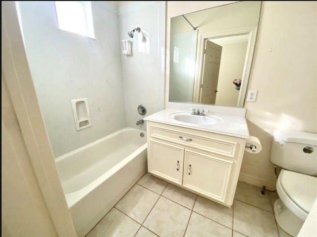 3011 Houston Avenue, #B, Houston, TX 77009 3011 Houston Avenue, #B, Houston, TX 77009