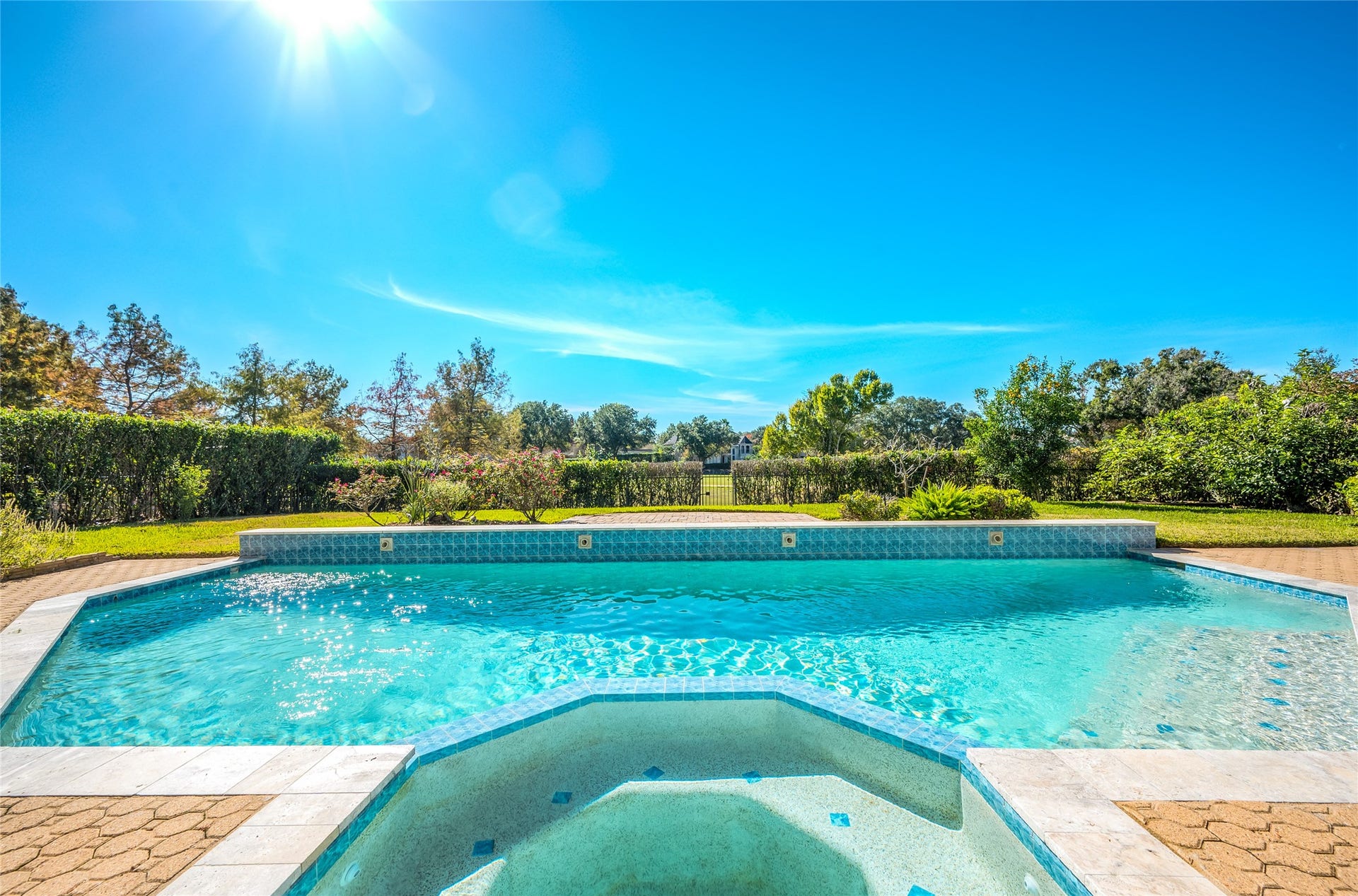 86 Pipers Walk, Sugar Land, TX 77479 Prime golf course lot with panoramic views.