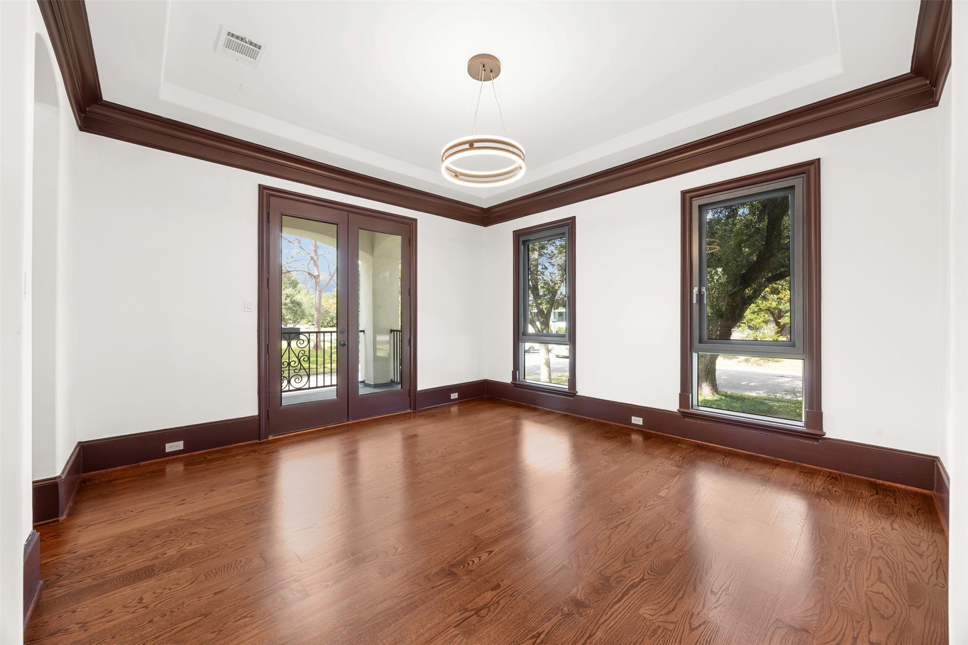4839 Jason Street, Houston, TX 77096 4839 Jason Street, Houston, TX 77096