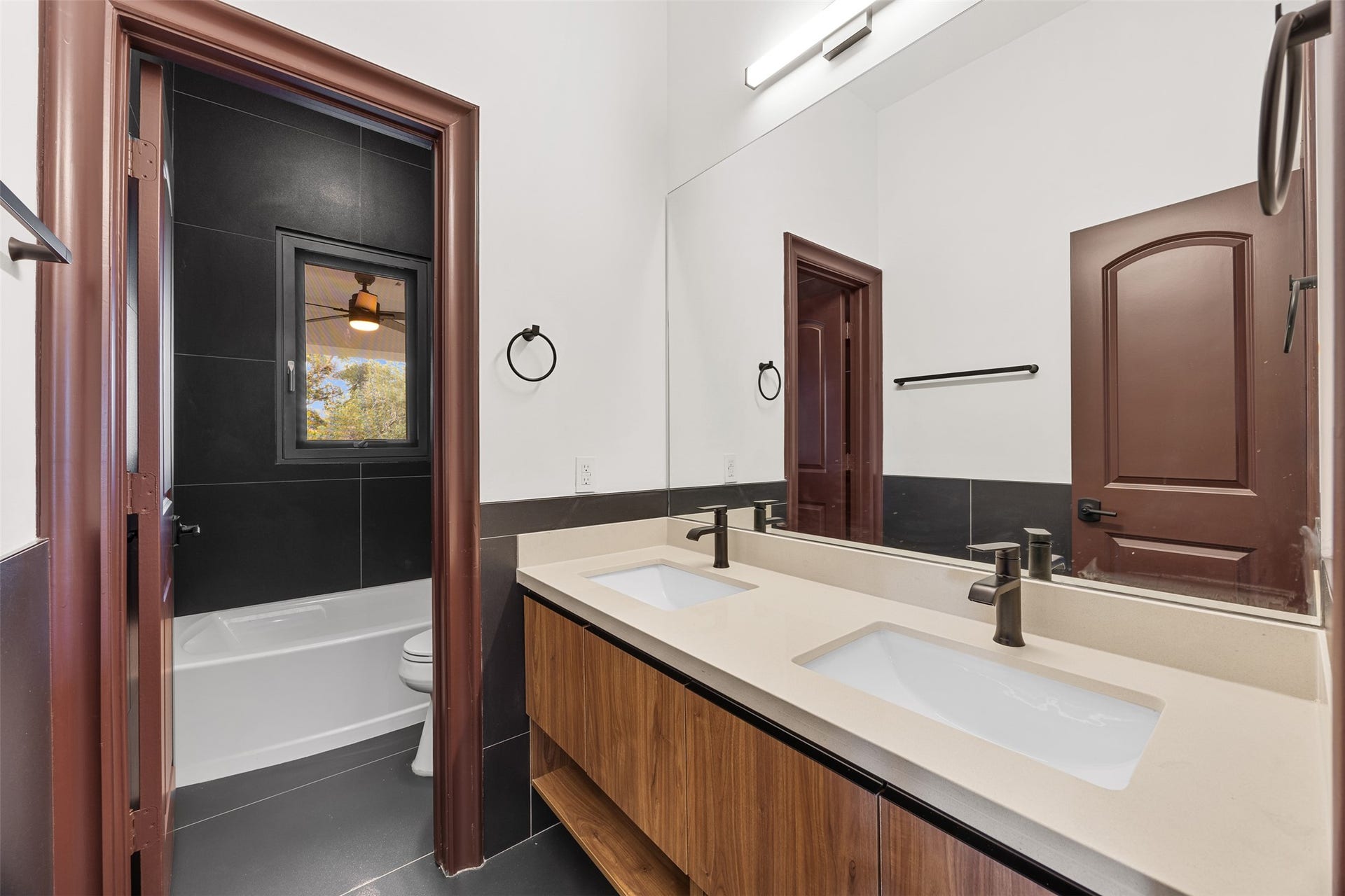 4839 Jason Street, Houston, TX 77096 4839 Jason Street, Houston, TX 77096