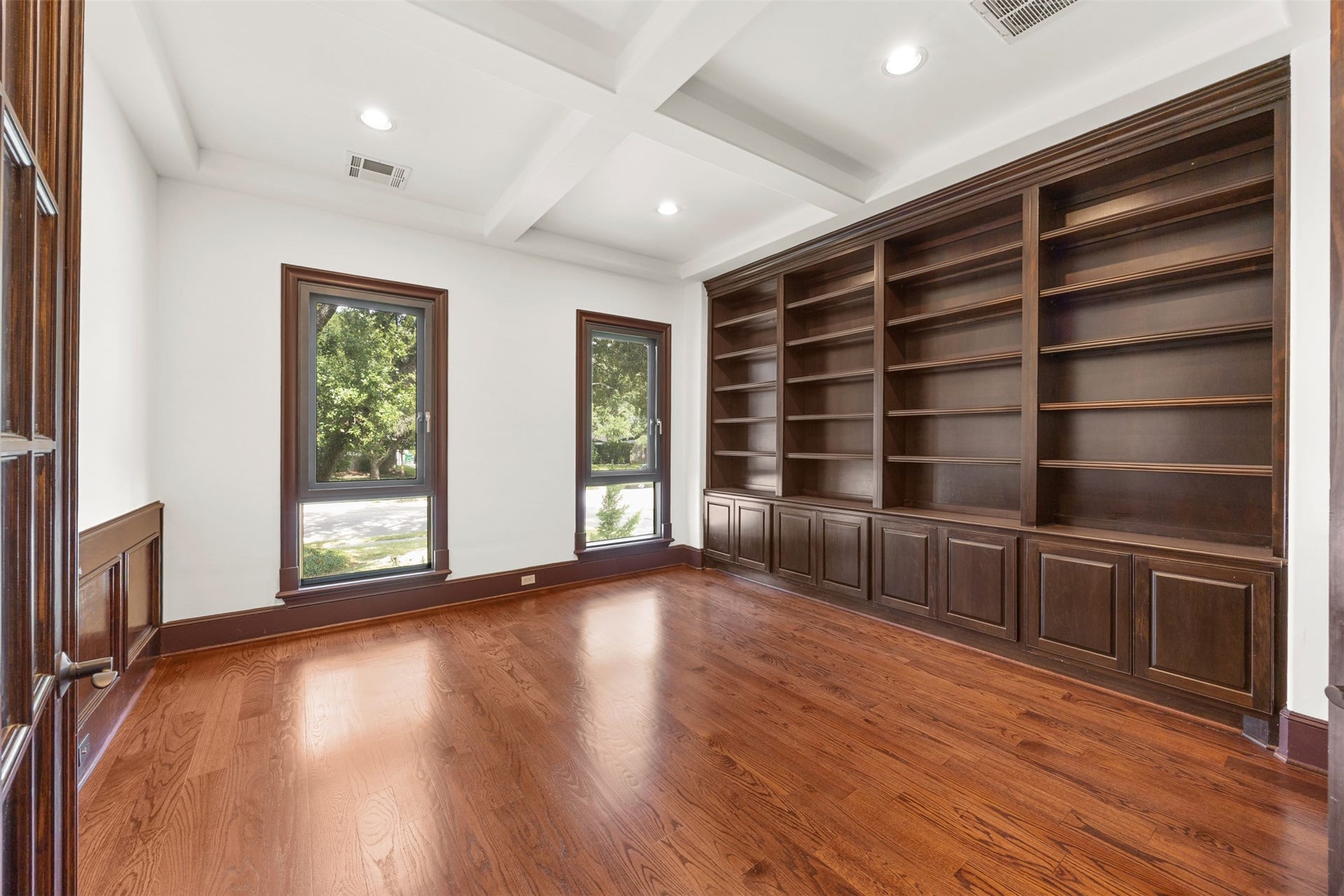 4839 Jason Street, Houston, TX 77096 4839 Jason Street, Houston, TX 77096
