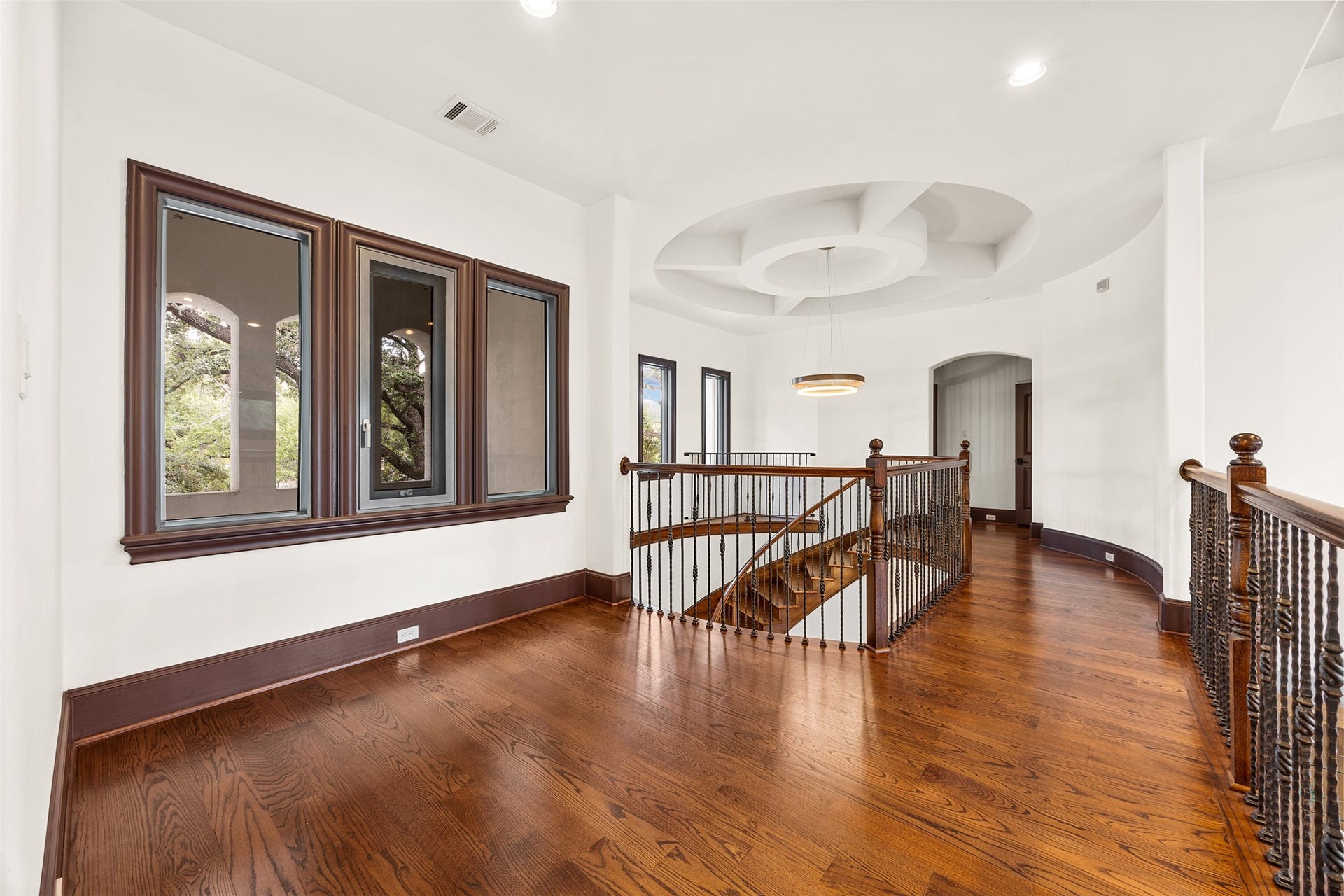4839 Jason Street, Houston, TX 77096 4839 Jason Street, Houston, TX 77096