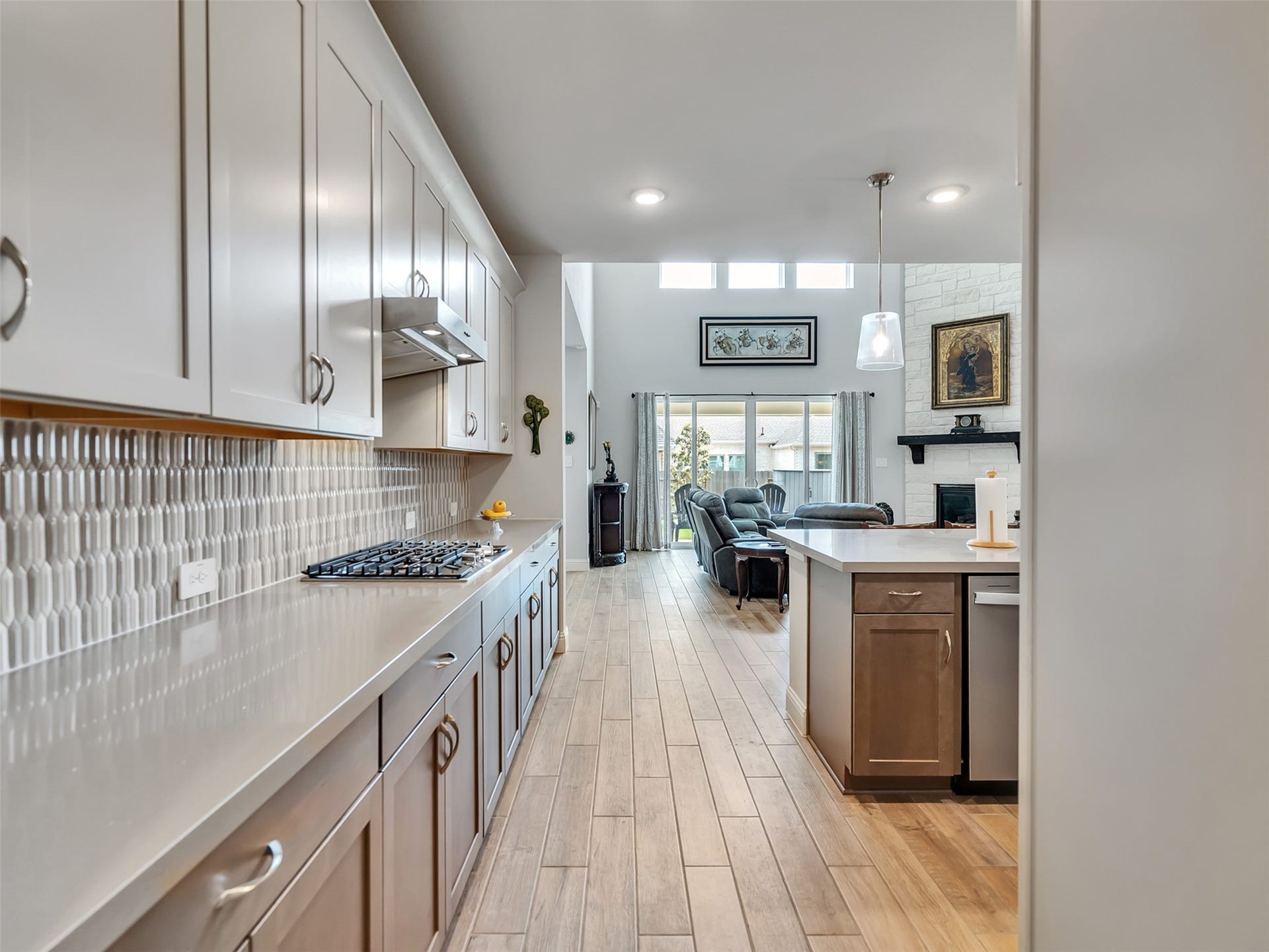 17204 Begonia Bend Drive, Conroe, TX 77302 17204 Begonia Bend Drive, Conroe, TX 77302
