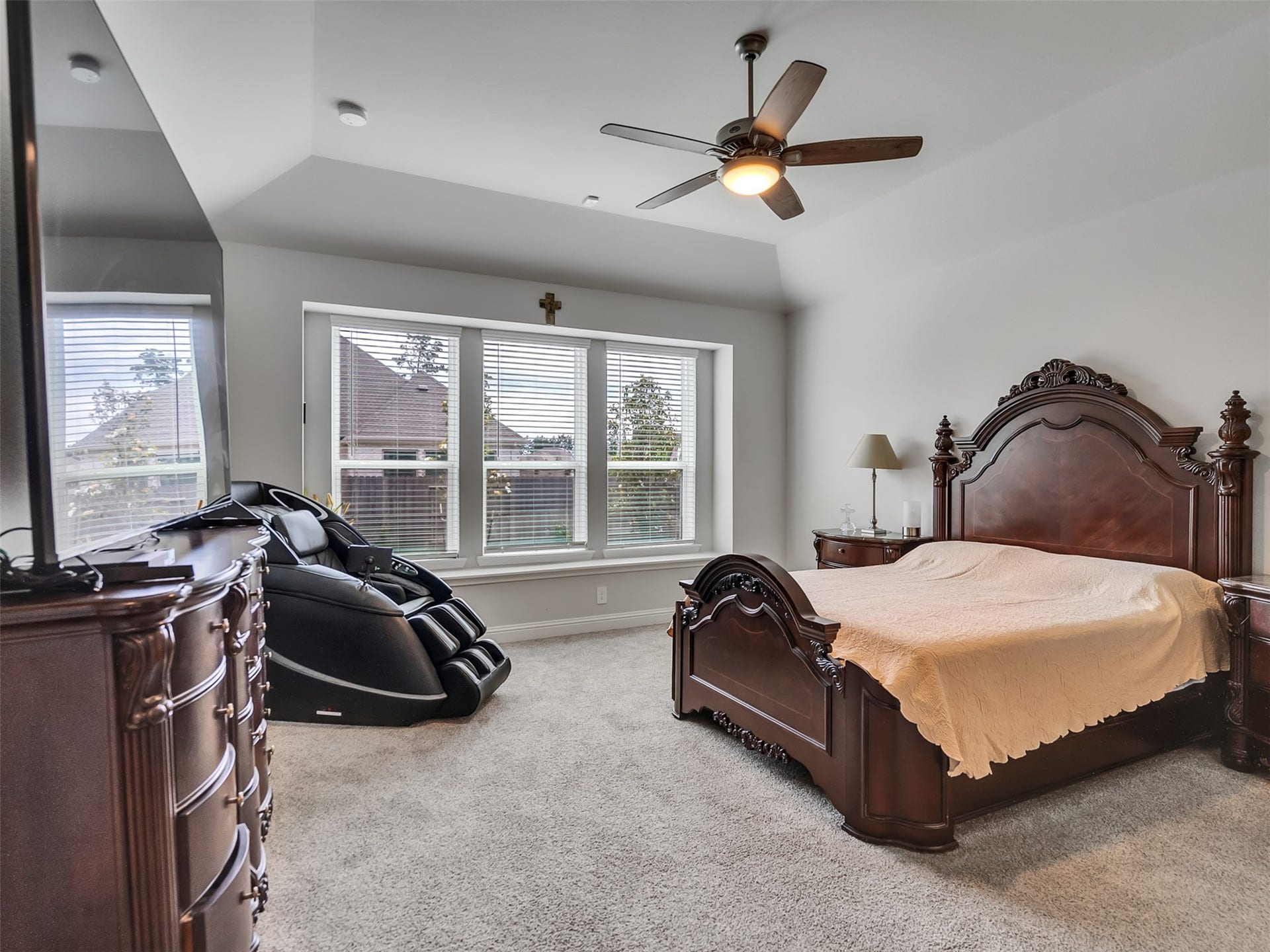 17204 Begonia Bend Drive, Conroe, TX 77302 Primary Bedroom