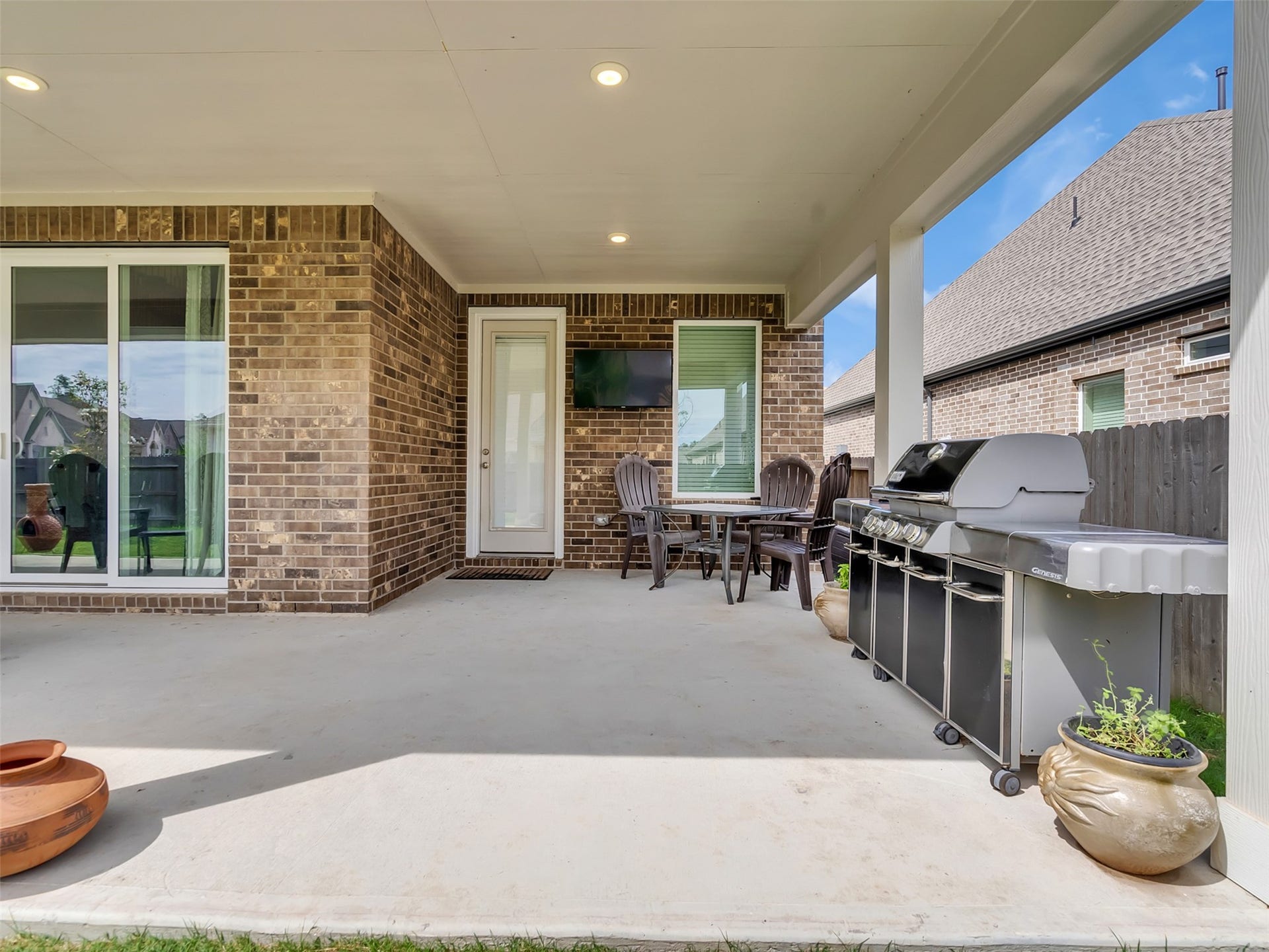 17204 Begonia Bend Drive, Conroe, TX 77302 Covered patio
