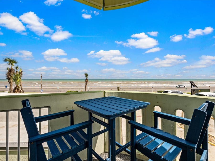 Property photo for 9420 Seawall Boulevard, #306, Galveston, TX
