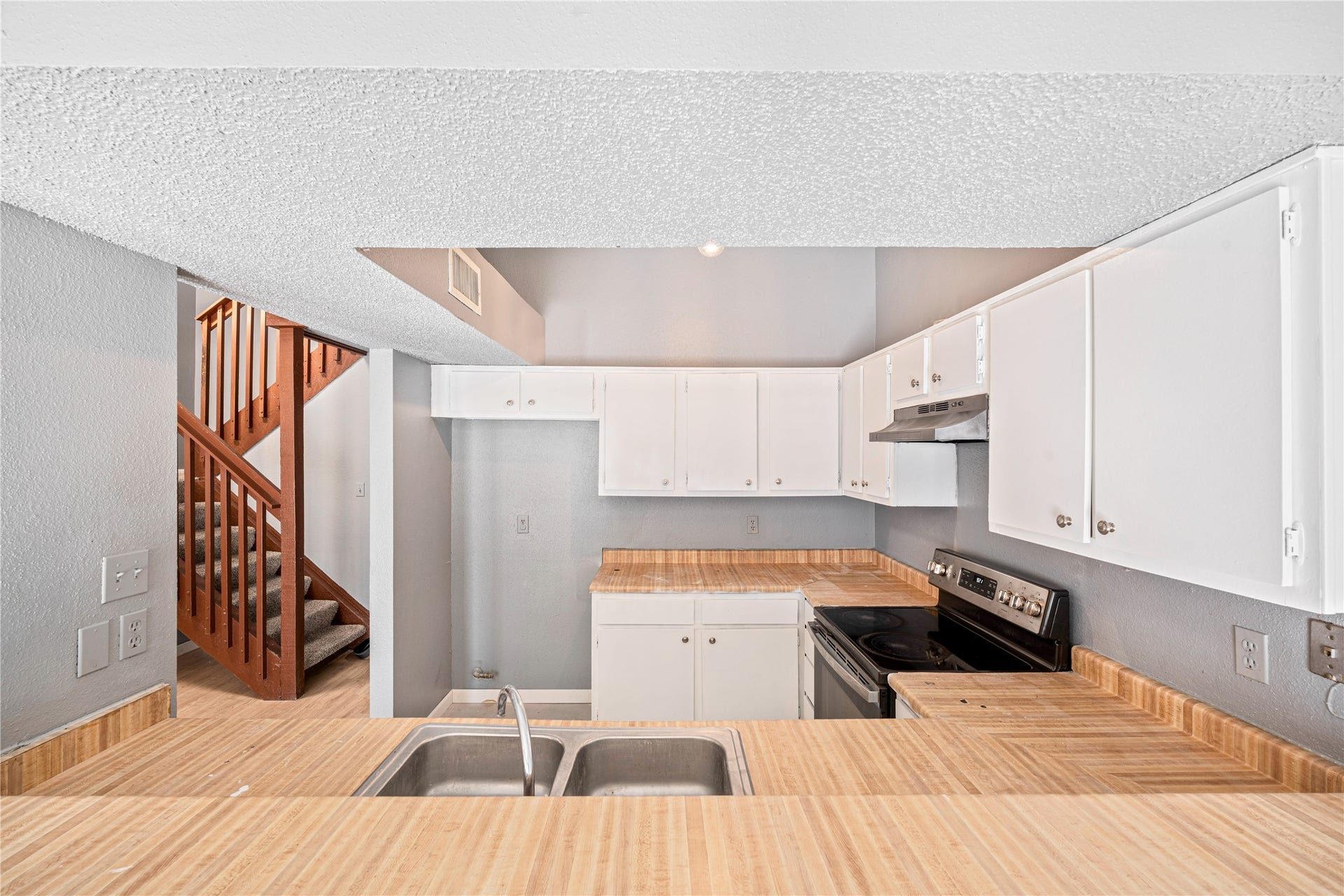 12665 Wellington Park Drive, Houston, TX 77072 12665 Wellington Park Drive, Houston, TX 77072