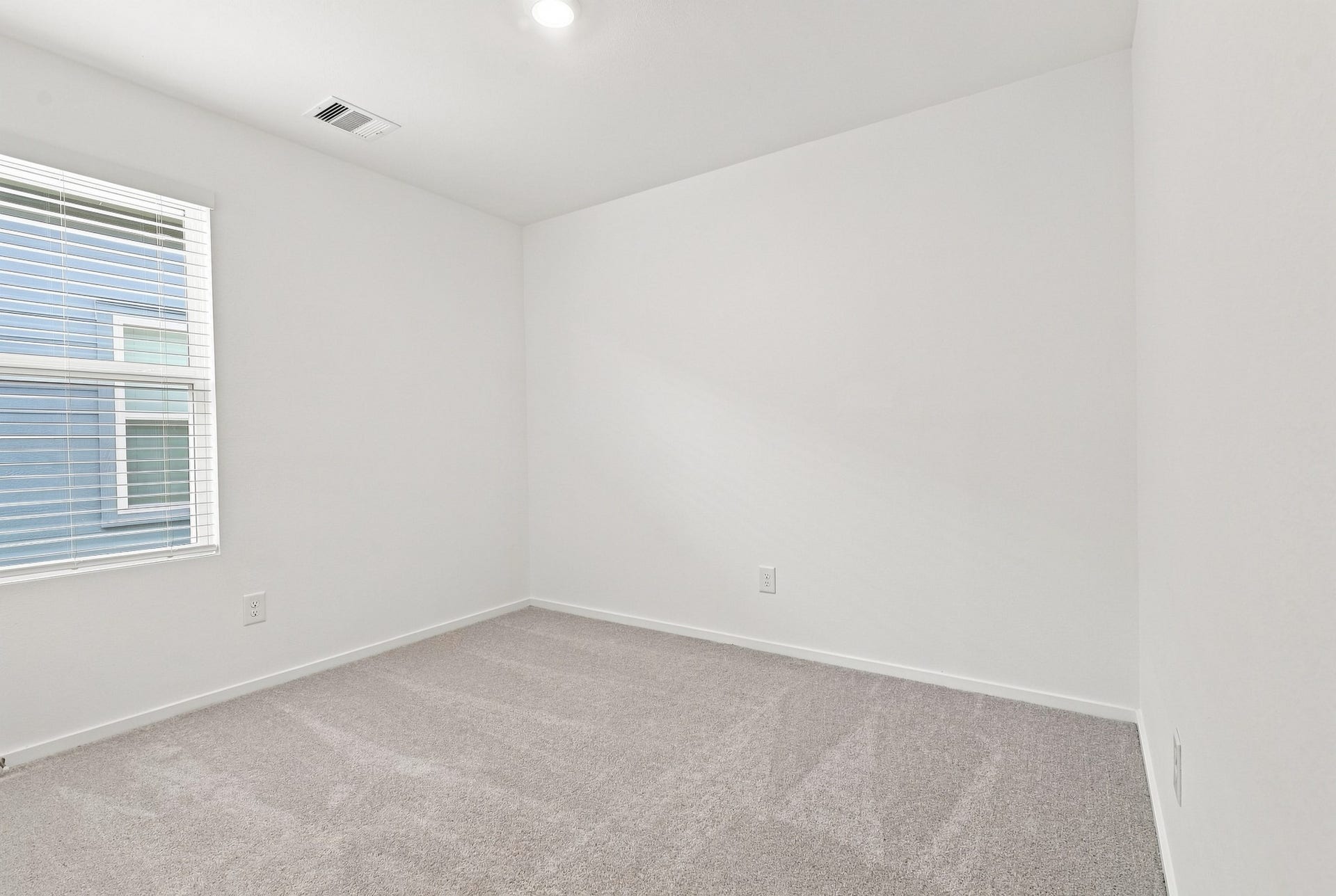 20151 Green Mallard St, Crosby, TX 77532 Secondary Bedroom (3)