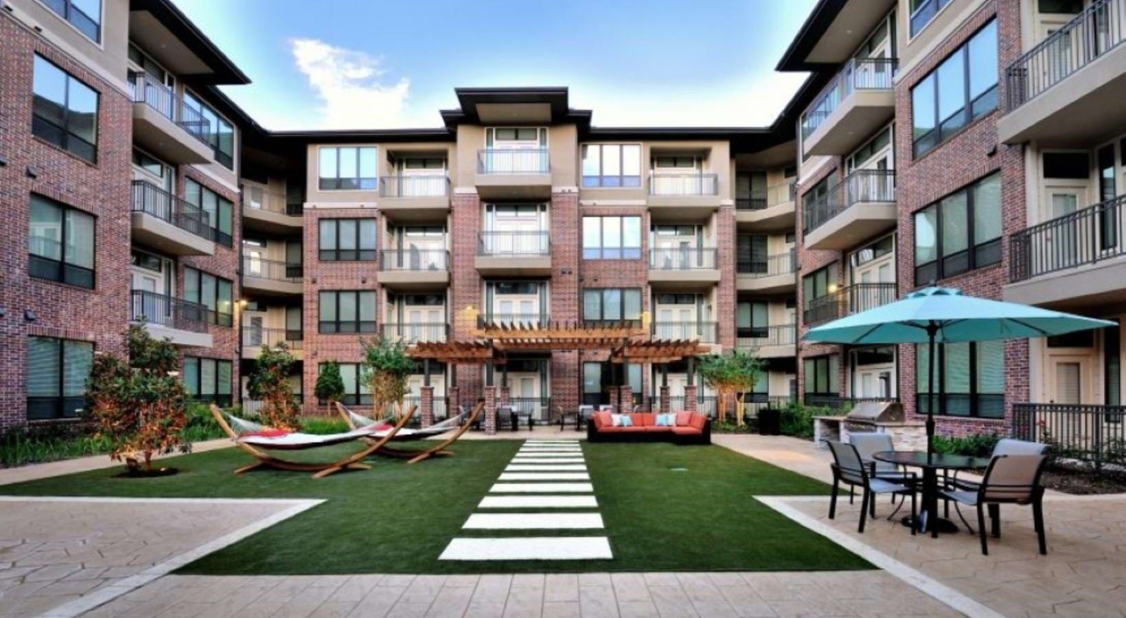 8800 Broadway Street, #2021, Houston, TX 77061 8800 Broadway Street, #2021, Houston, TX 77061