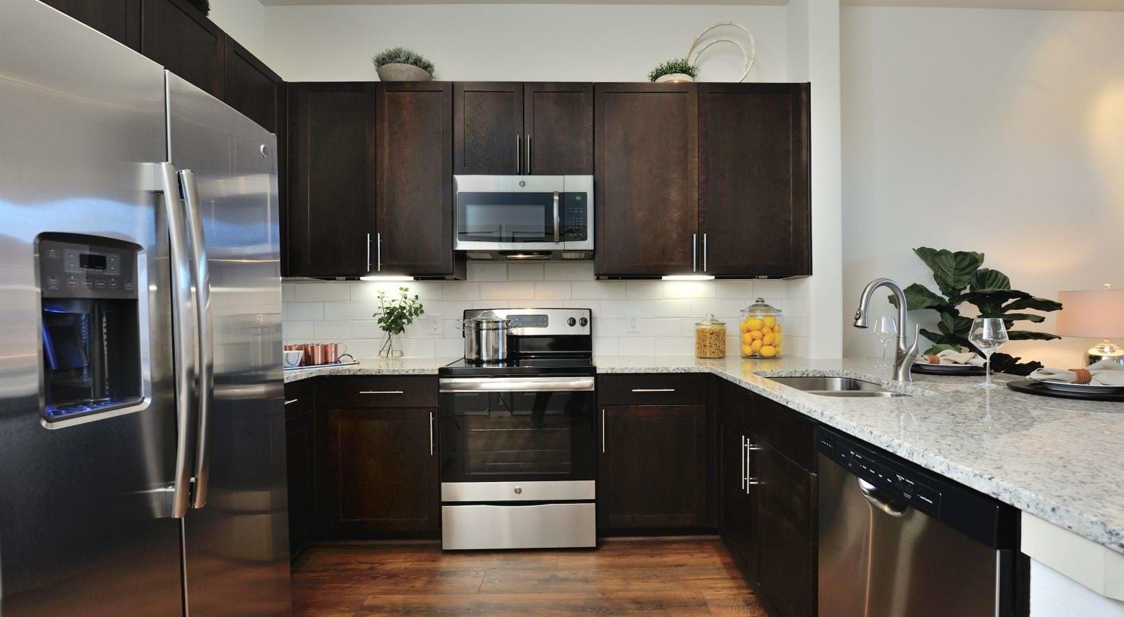 8800 Broadway Street, #2021, Houston, TX 77061 8800 Broadway Street, #2021, Houston, TX 77061