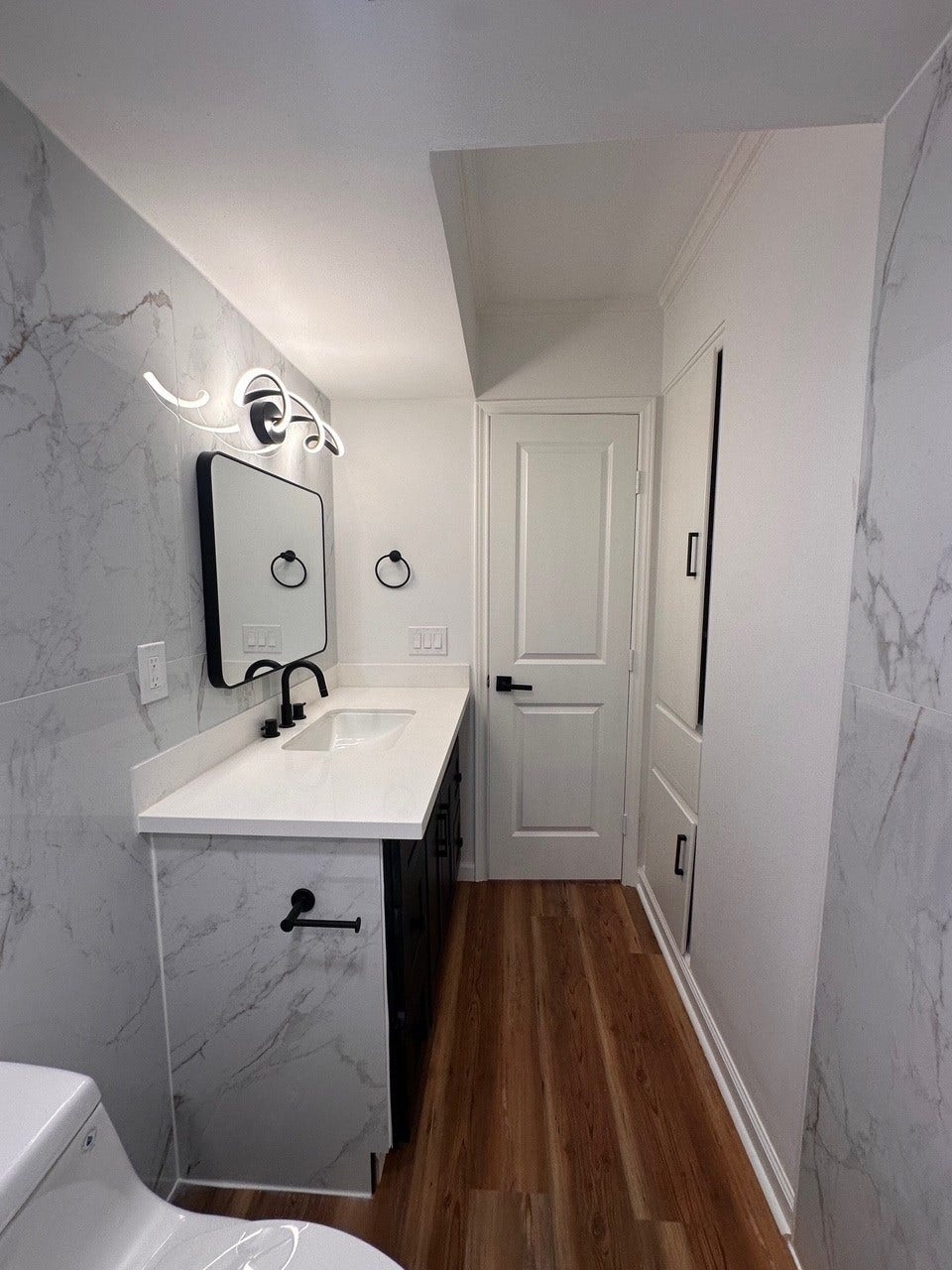 2600 Bellefontaine Street, #B18, Houston, TX 77025 Bathroom 2