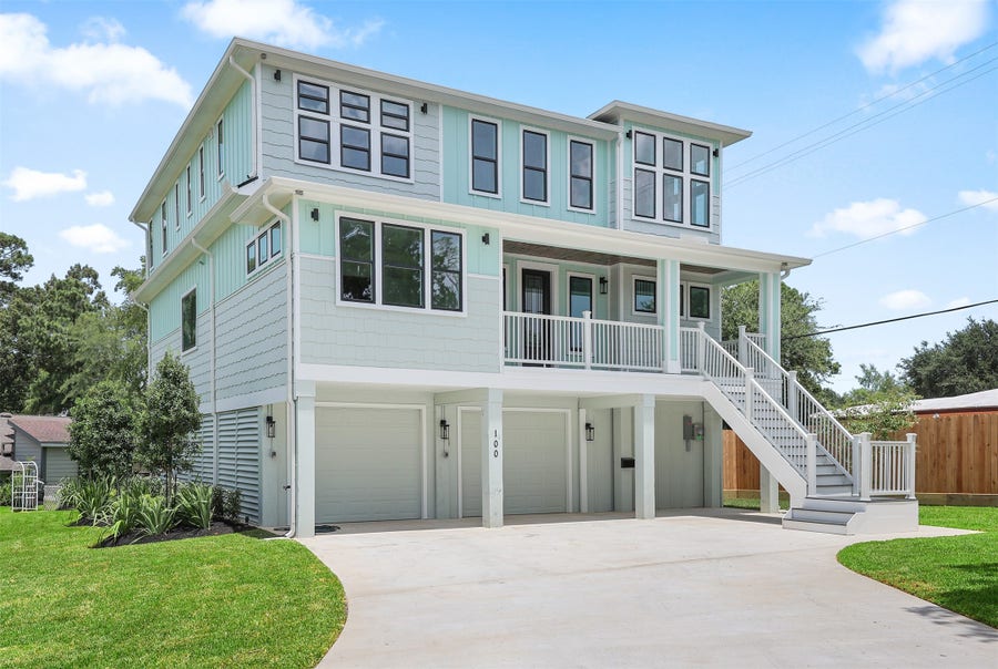 Property photo for 100 Cedar Lane, Seabrook, TX