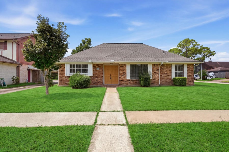 Property photo for 11602 Sagemeadow Lane, Houston, TX