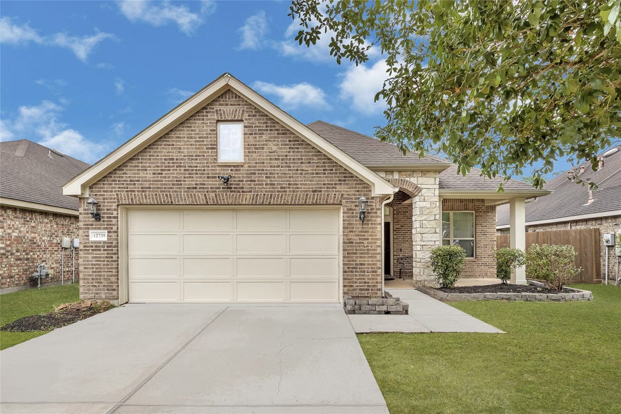 Property photo for 12739 Bridle Springs Lane, Houston, TX