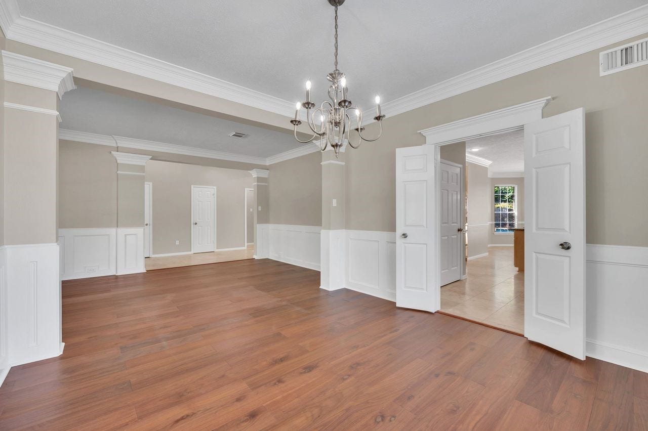 4131 Raven River Drive, Pasadena, TX 77059 Formal Living and Formal Dining