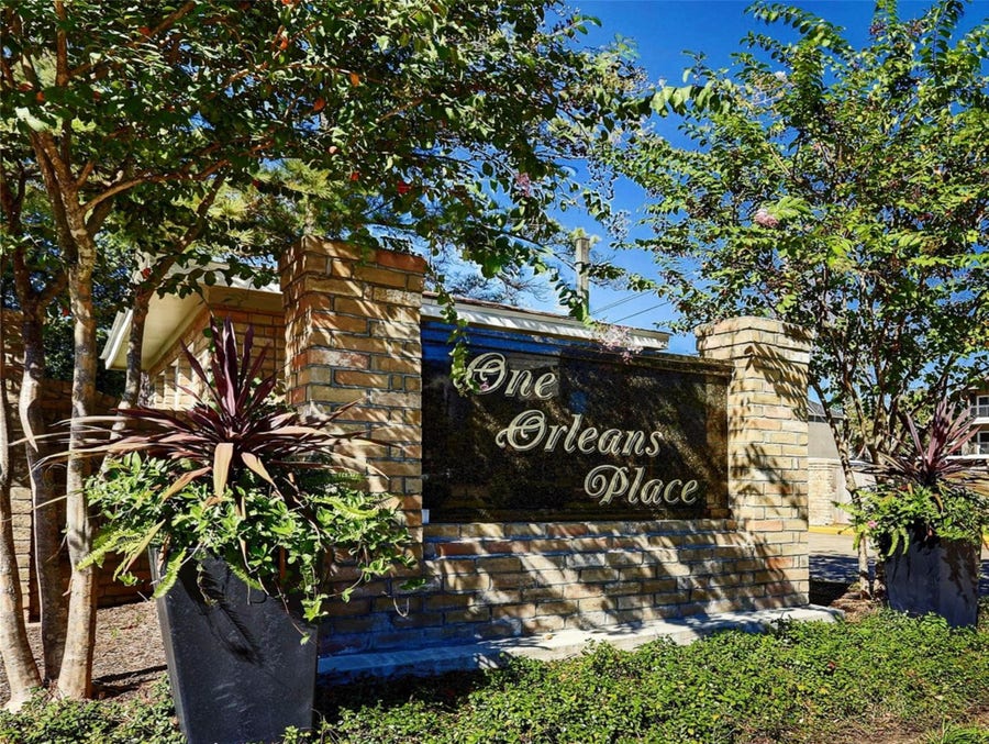 Property photo for 2800 Jeanetta Street, #806, Houston, TX