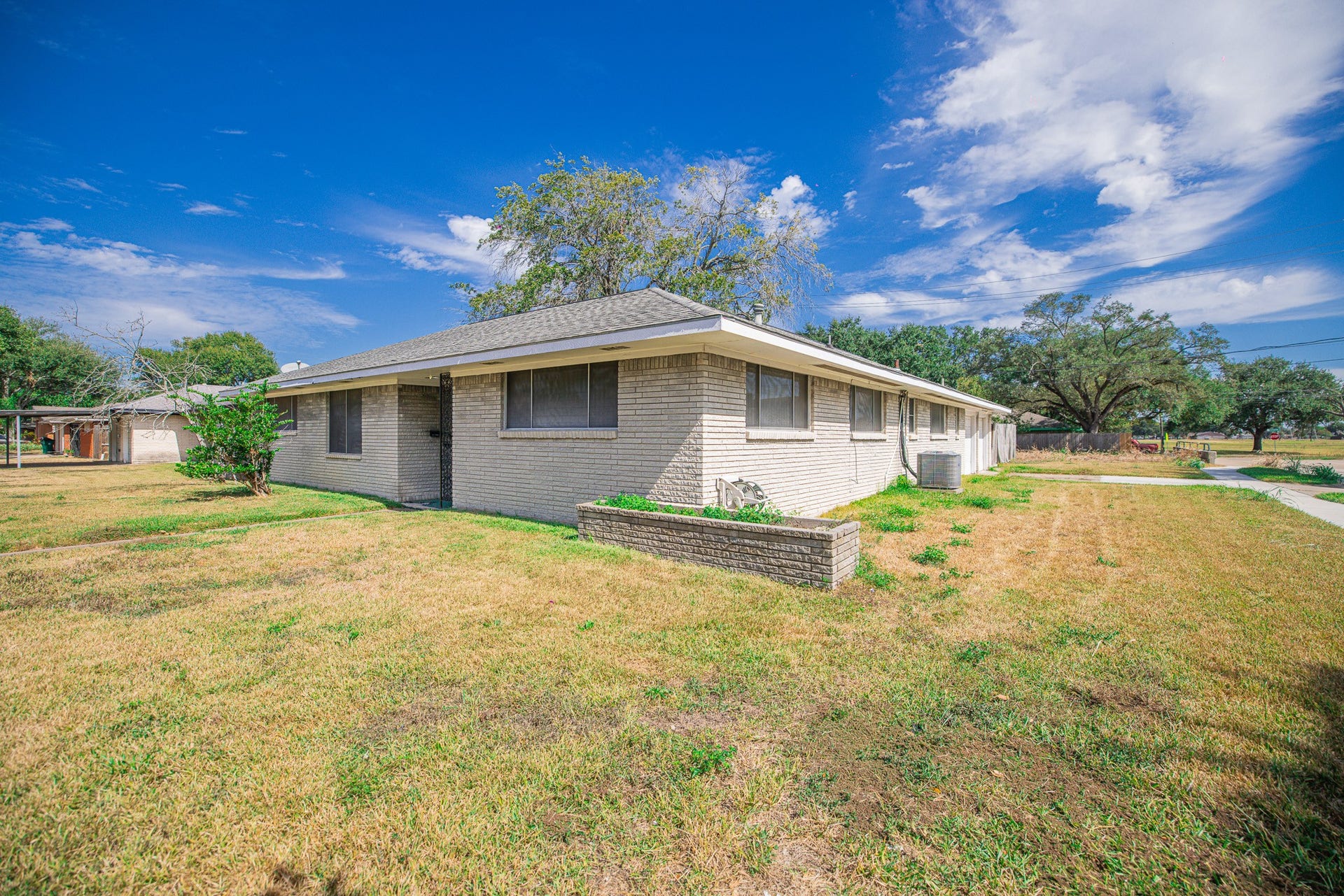 607 Yorkshire Avenue, Pasadena, TX 77503 607 Yorkshire Avenue, Pasadena, TX 77503