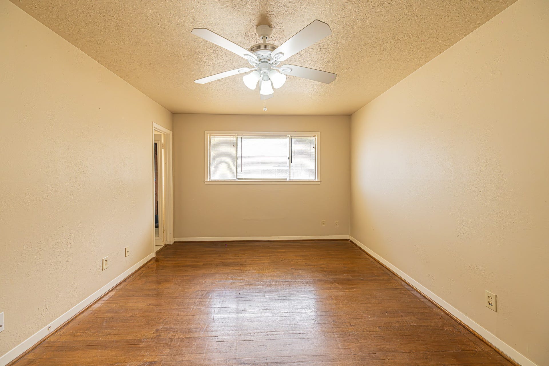 607 Yorkshire Avenue, Pasadena, TX 77503 607 Yorkshire Avenue, Pasadena, TX 77503