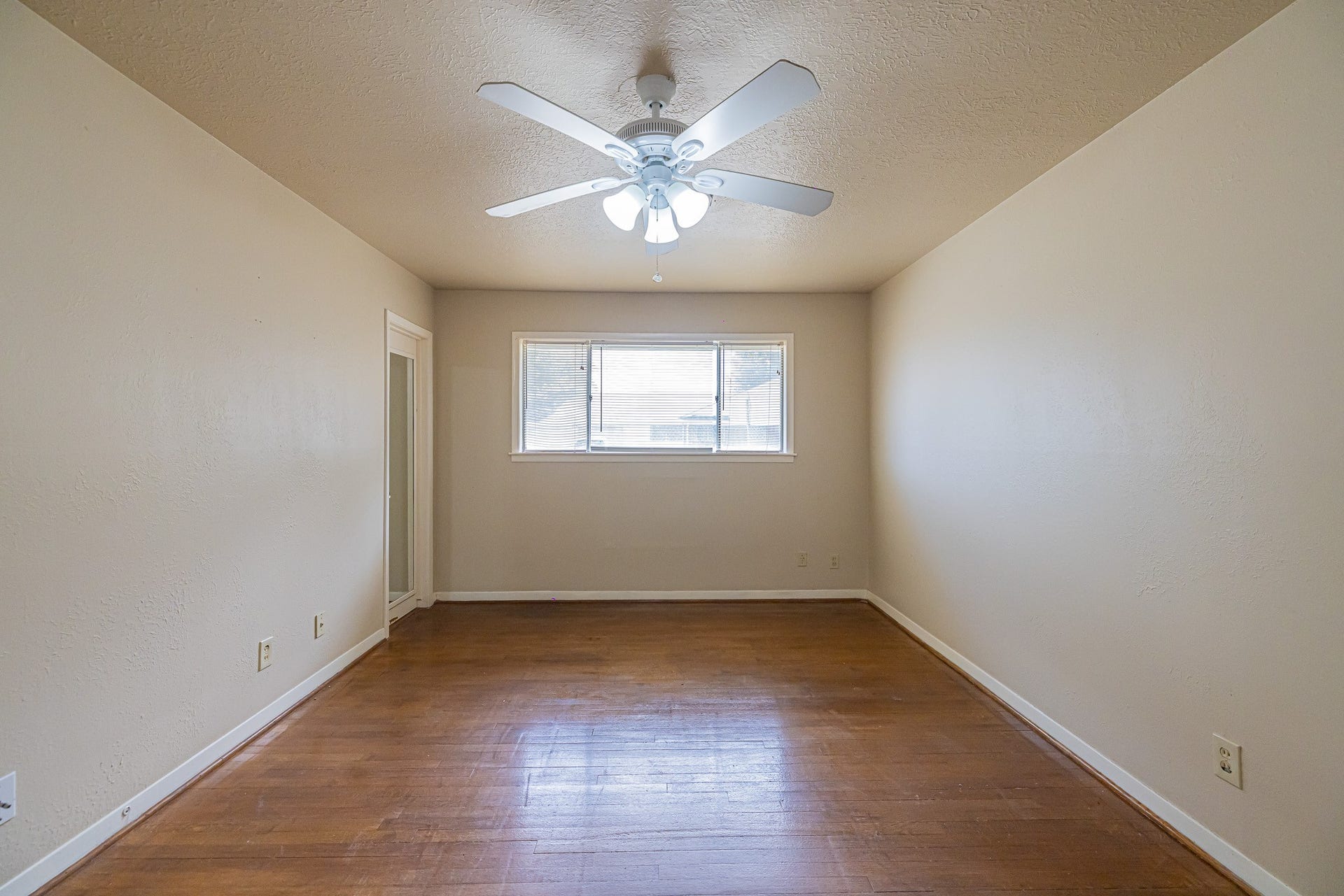 607 Yorkshire Avenue, Pasadena, TX 77503 607 Yorkshire Avenue, Pasadena, TX 77503
