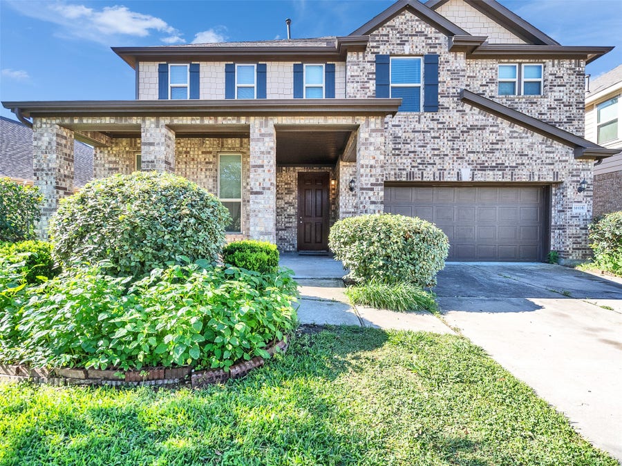 Property photo for 14106 Spring Birch Lane, Pearland, TX