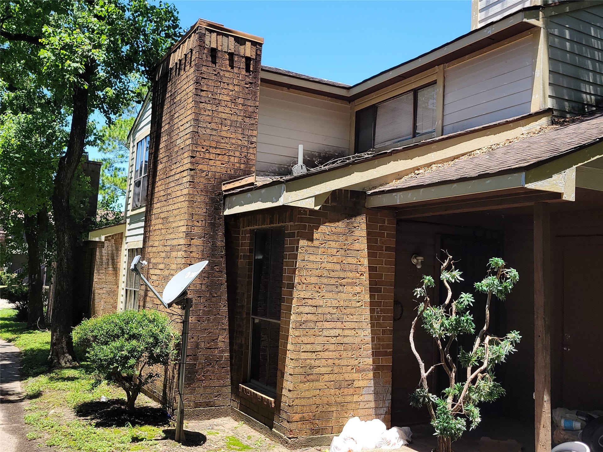 7200 W T C Jester Boulevard, #24, Houston, TX 77088