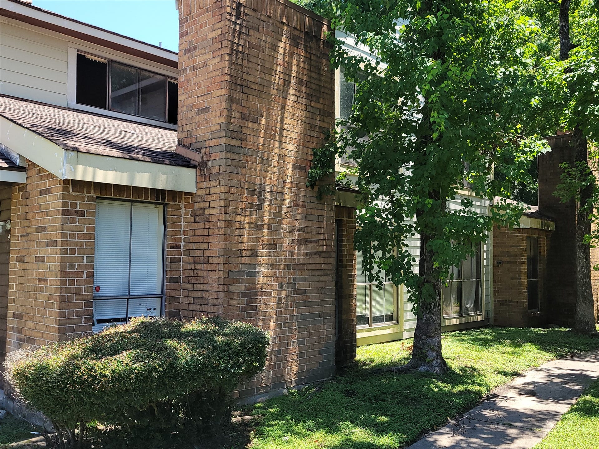 7200 W T C Jester Boulevard, #24, Houston, TX 77088
