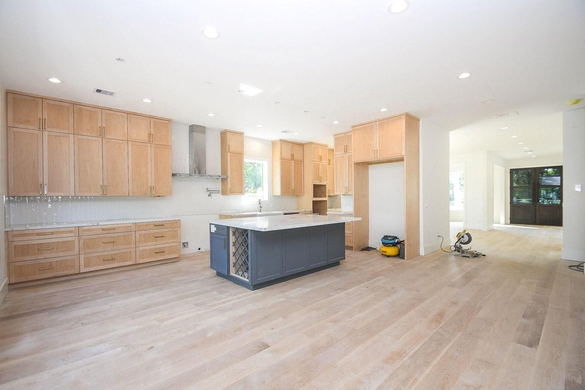 4002 Marquette Street, West University Place, TX 77005