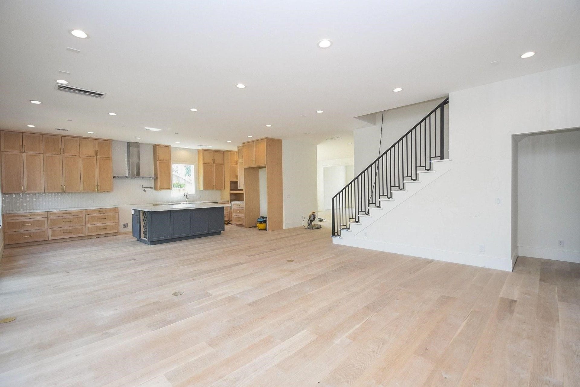 4002 Marquette Street, West University Place, TX 77005