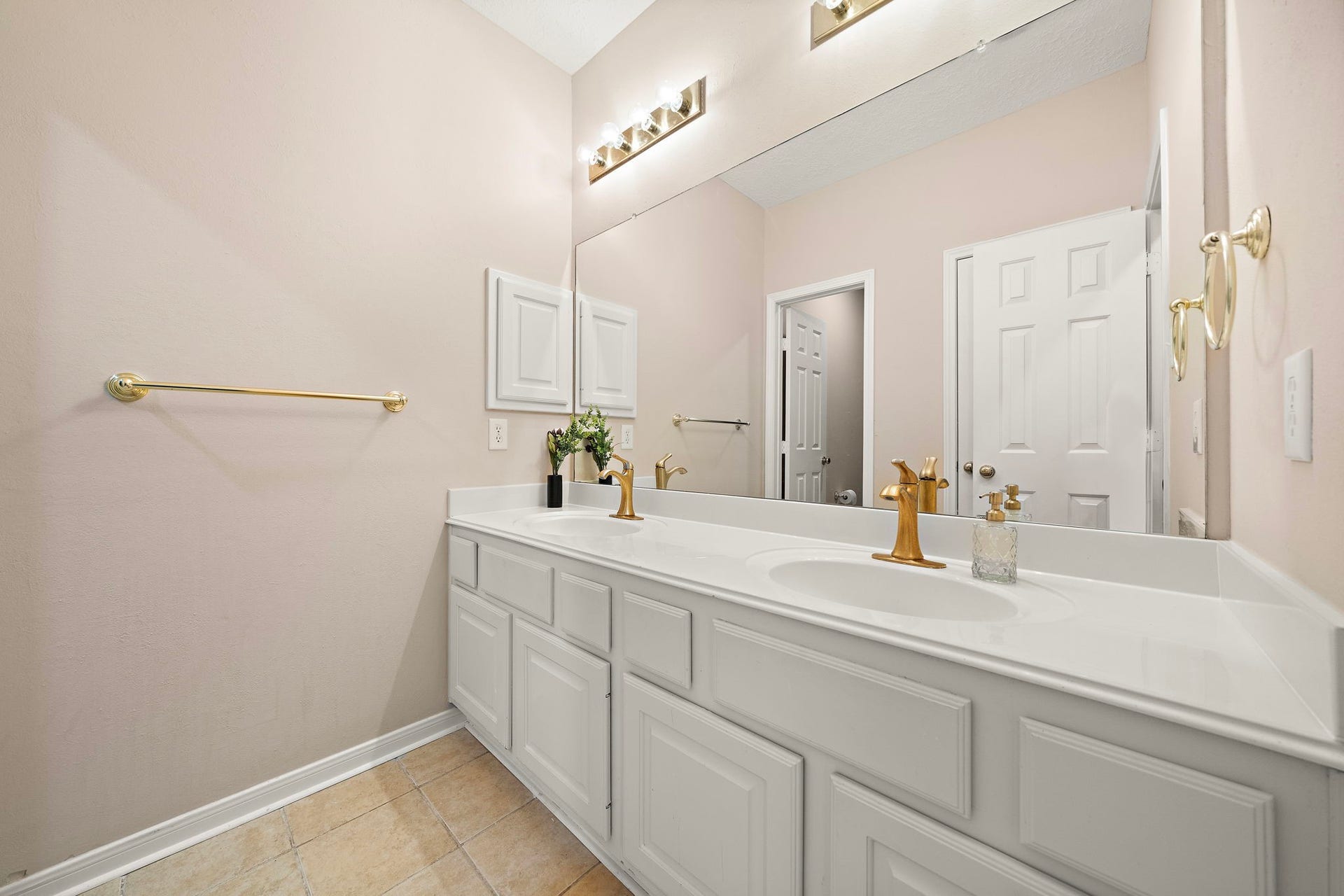 7319 Emerald Glen Drive, Sugar Land, TX 77479