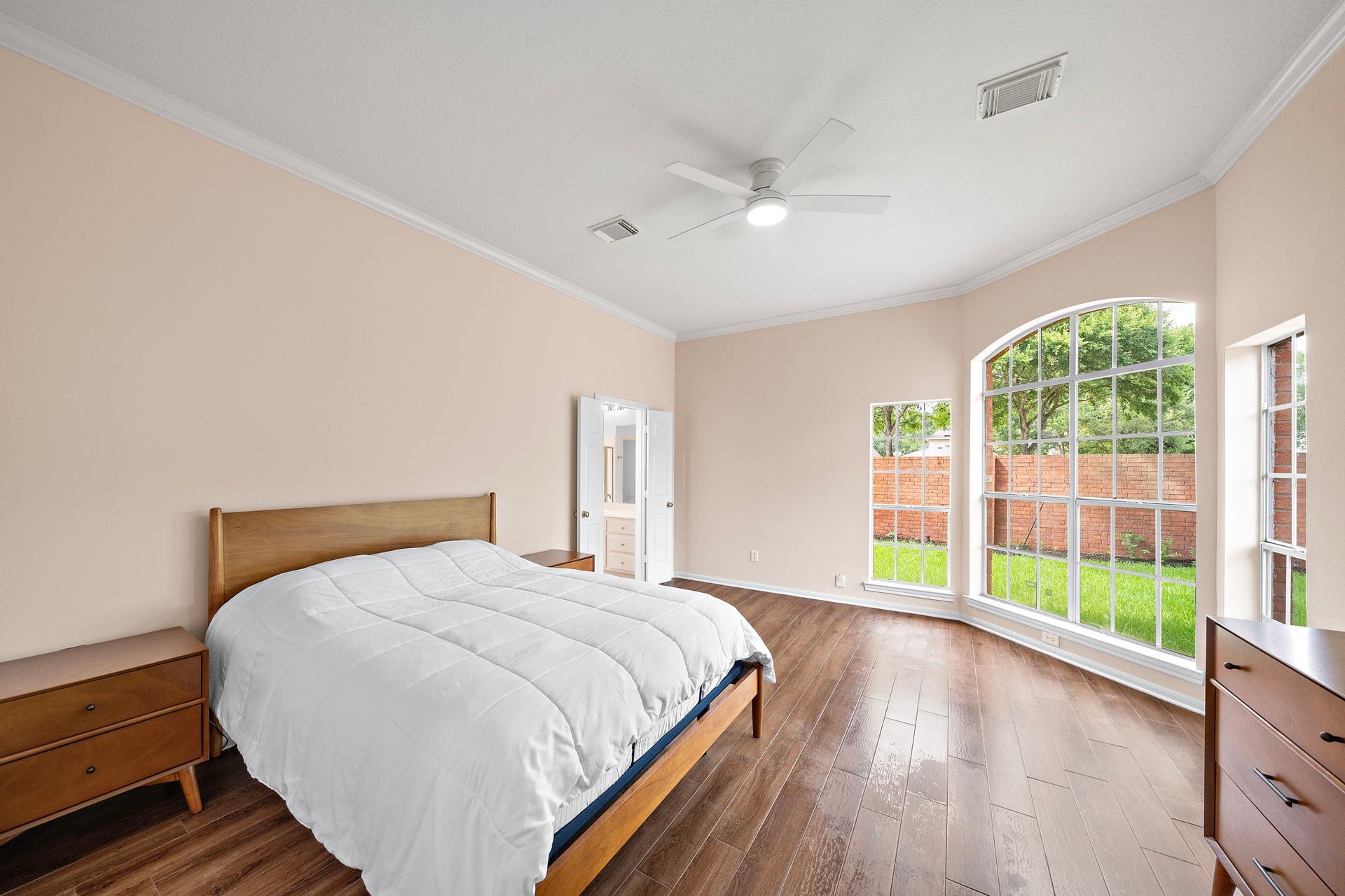 7319 Emerald Glen Drive, Sugar Land, TX 77479