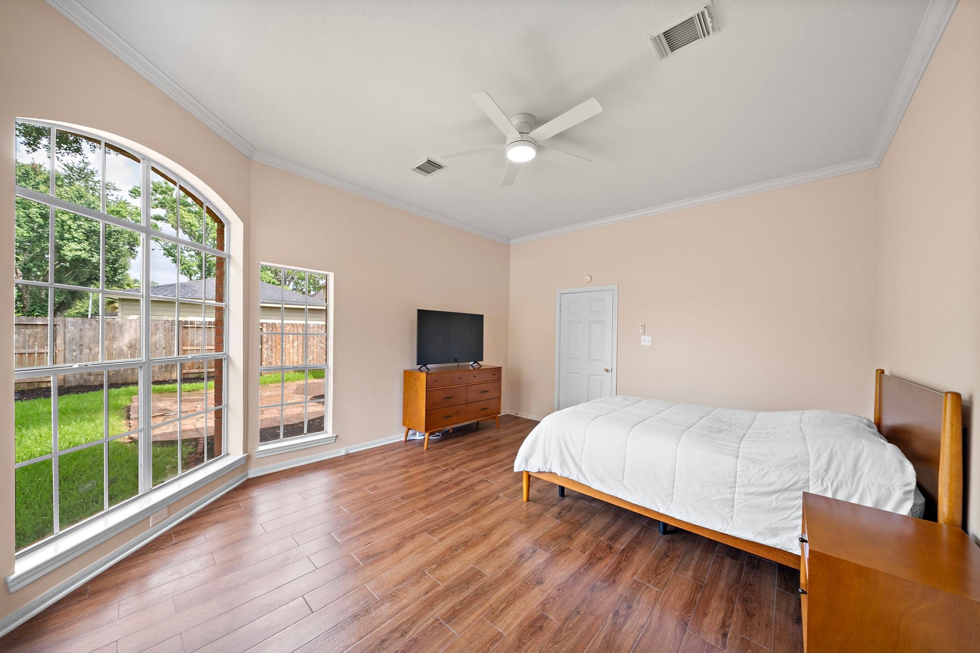 7319 Emerald Glen Drive, Sugar Land, TX 77479