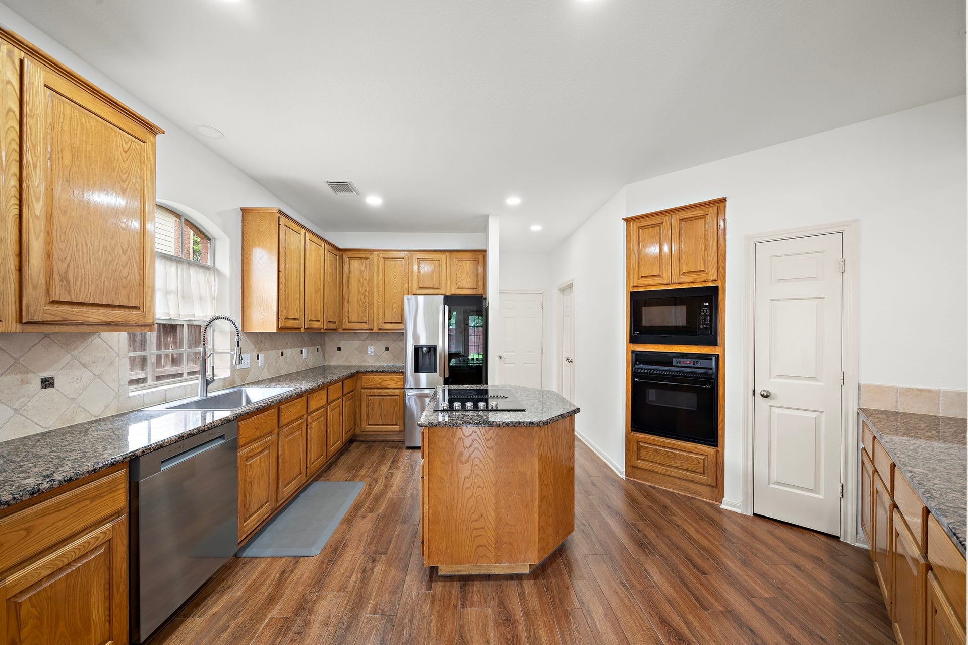 7319 Emerald Glen Drive, Sugar Land, TX 77479