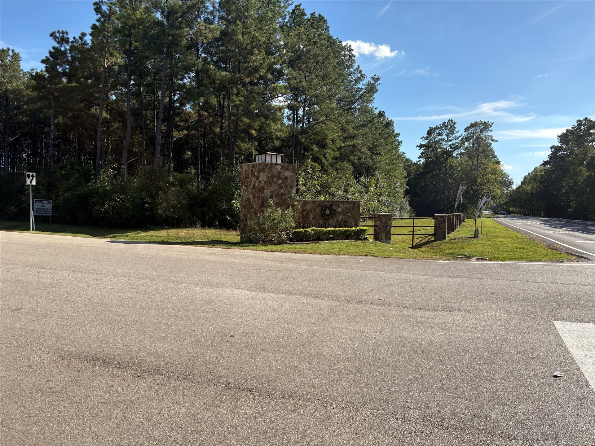 Enjoy paved roads and convenient access to your future homesite. Oak Barrel Road already has completed homes nearby, offering the opportunity to meet neighbors and see the community taking shape.  There is also public water and very low Tax Rate!