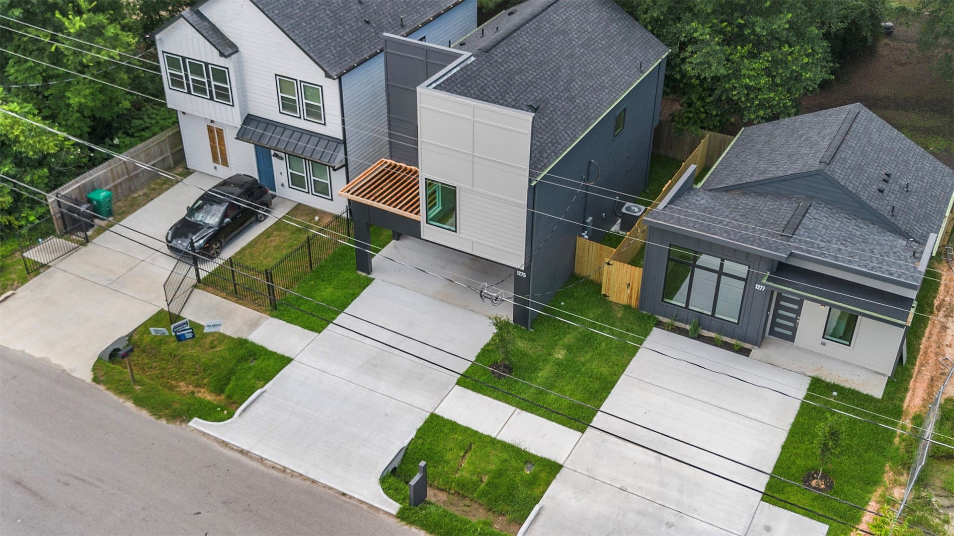 1275 Dewalt Street, Houston, TX 77088 1275 Dewalt Street, Houston, TX 77088