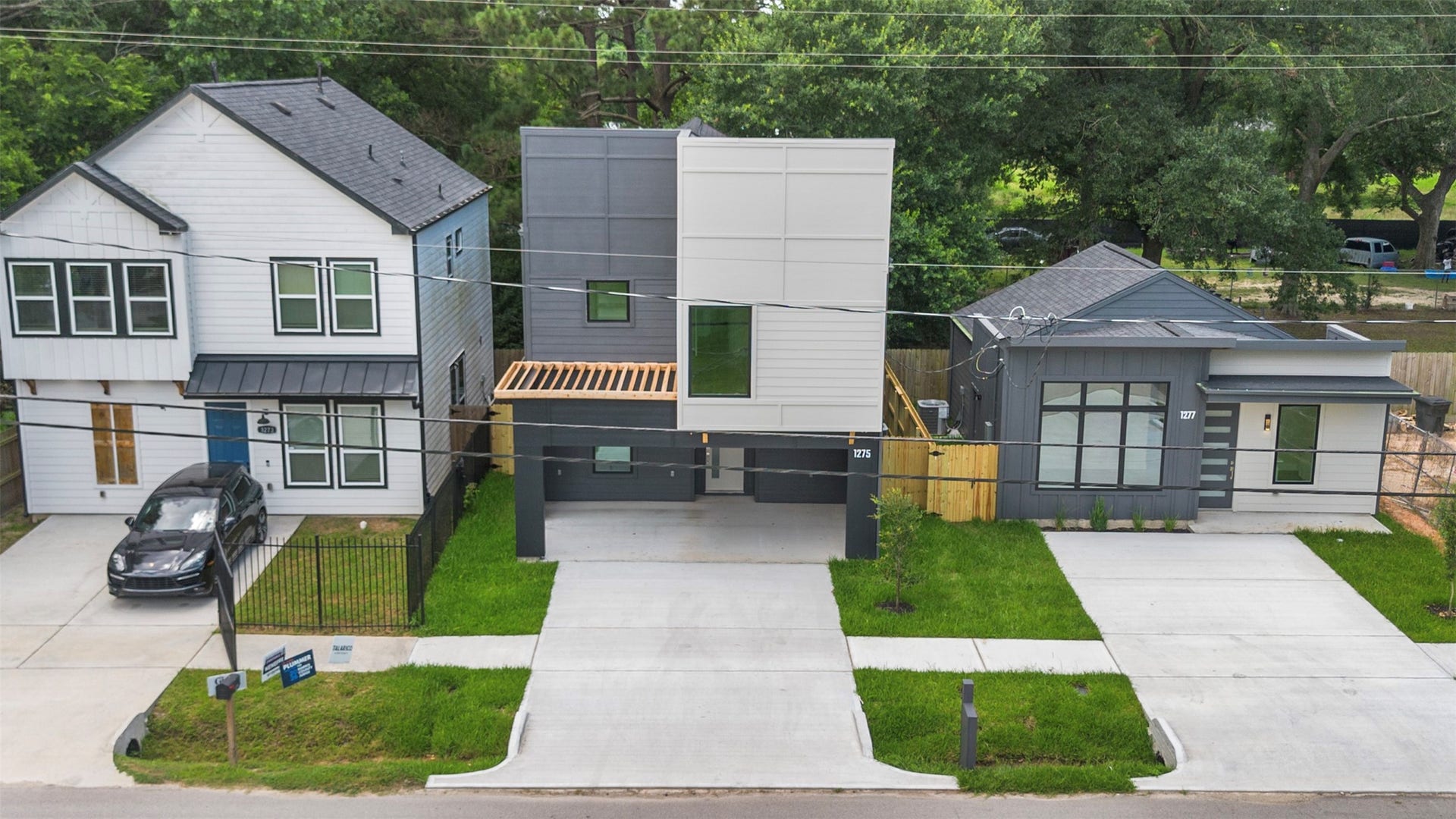 1275 Dewalt Street, Houston, TX 77088 1275 Dewalt Street, Houston, TX 77088