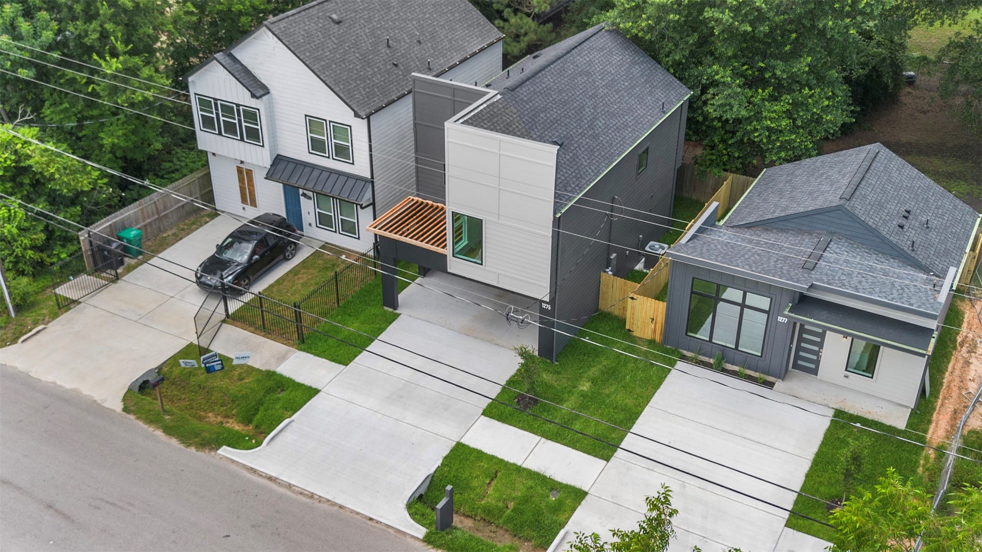 1275 Dewalt Street, Houston, TX 77088 1275 Dewalt Street, Houston, TX 77088