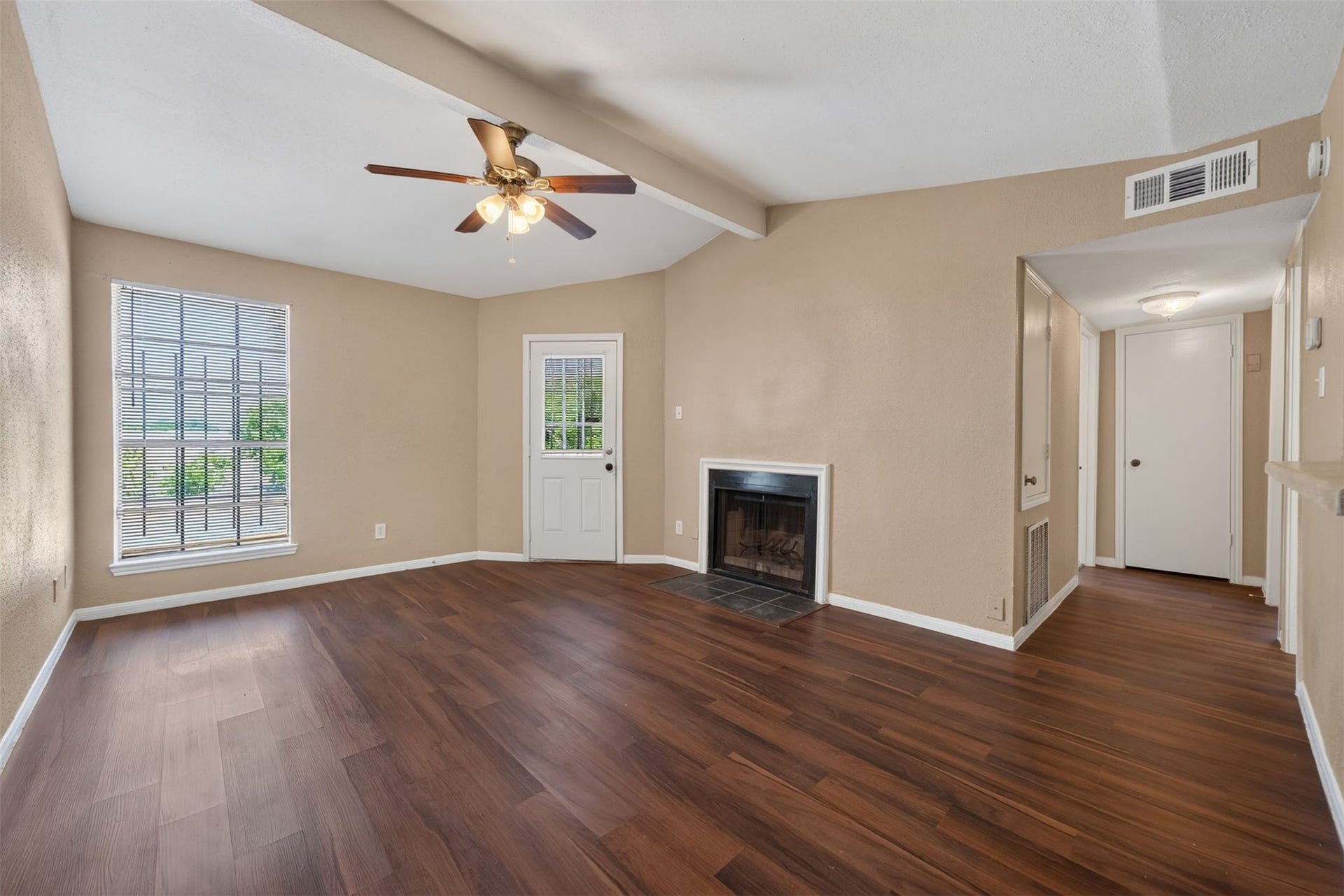 12500 Sandpiper Drive, #122, Houston, TX 77035 12500 Sandpiper Drive, #122, Houston, TX 77035