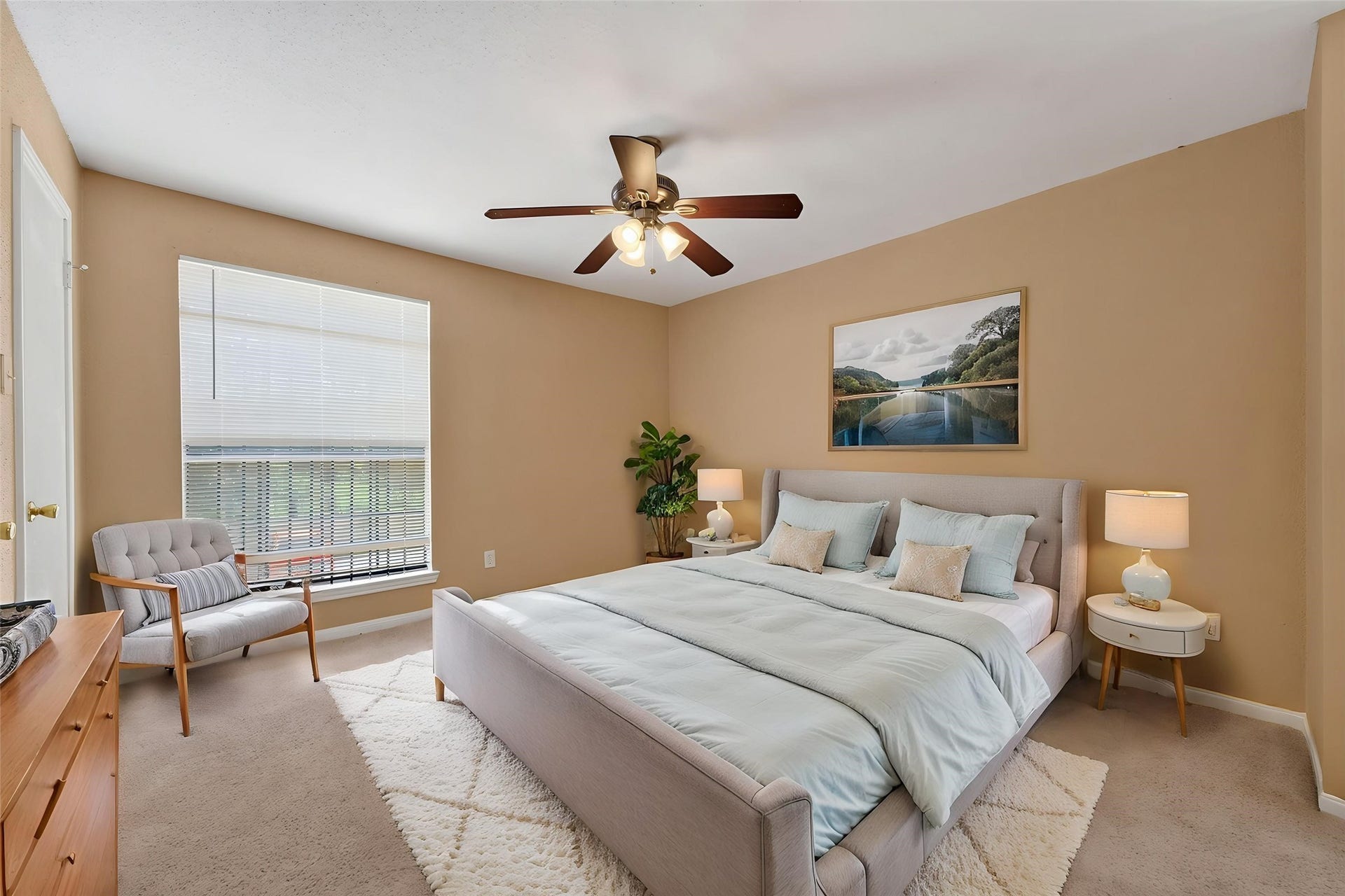 12500 Sandpiper Drive, #122, Houston, TX 77035 VIRTUALLY STAGED