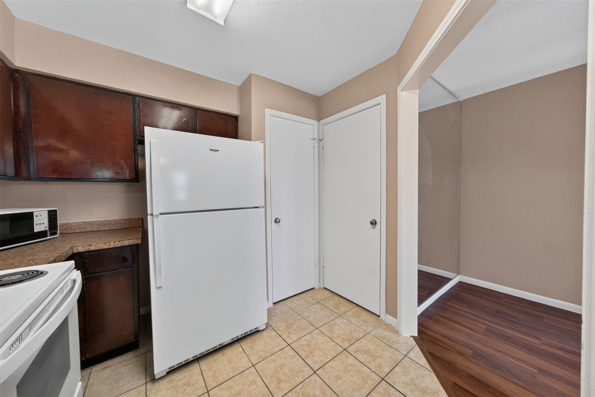12500 Sandpiper Drive, #122, Houston, TX 77035 12500 Sandpiper Drive, #122, Houston, TX 77035