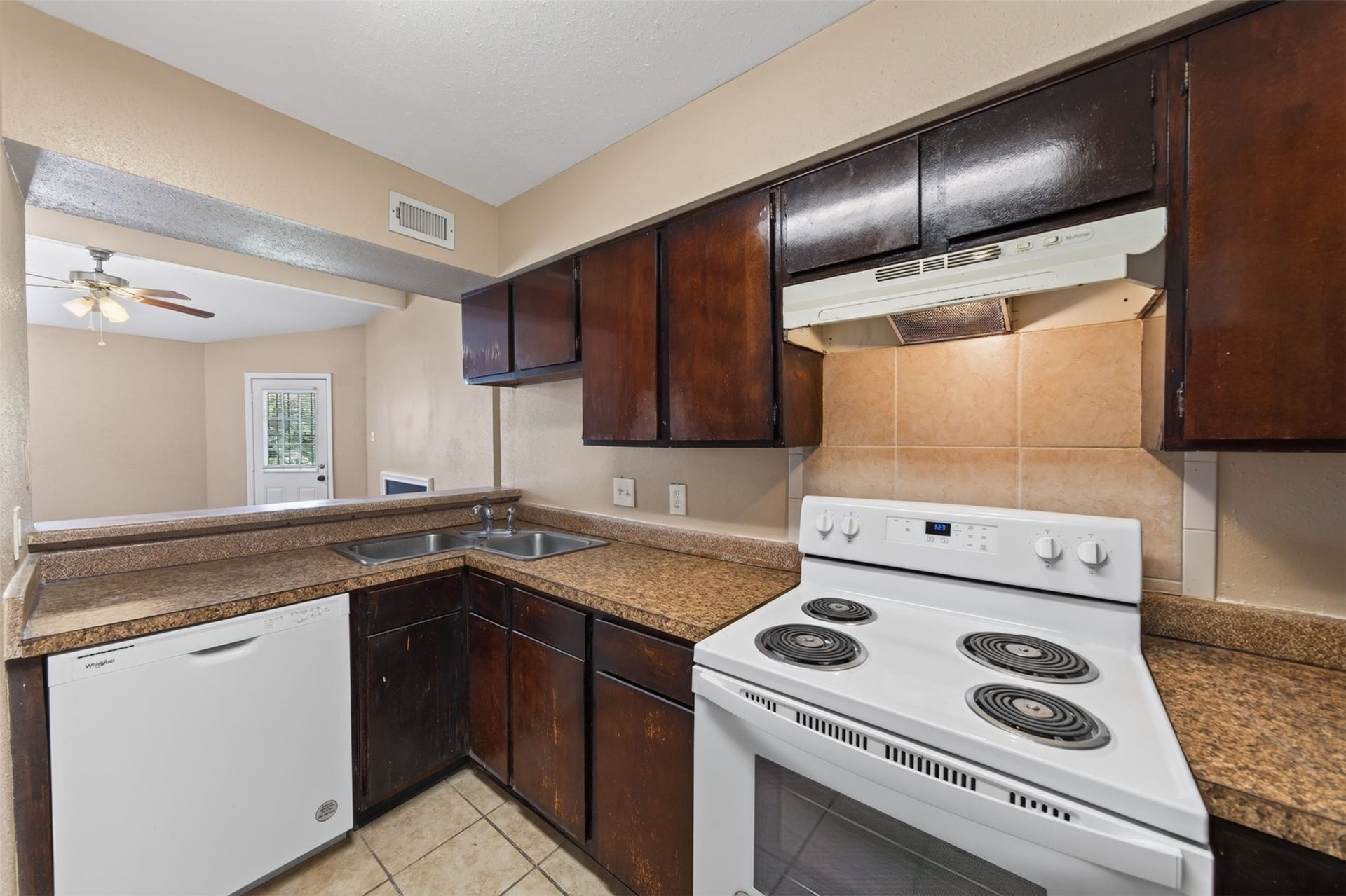 12500 Sandpiper Drive, #122, Houston, TX 77035 12500 Sandpiper Drive, #122, Houston, TX 77035