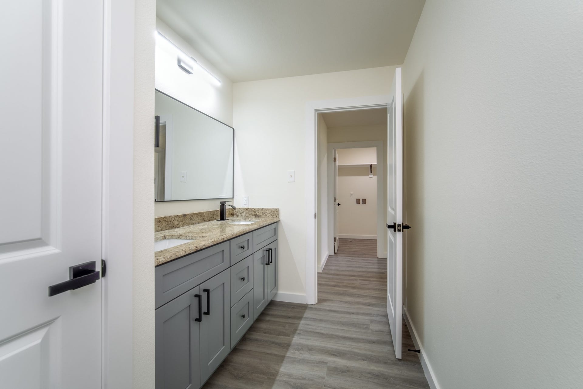 Full bathroom